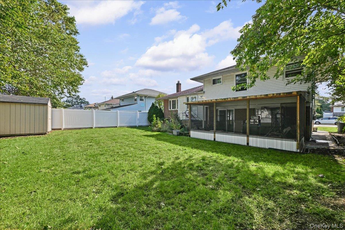 8 Evers Street — photo 35