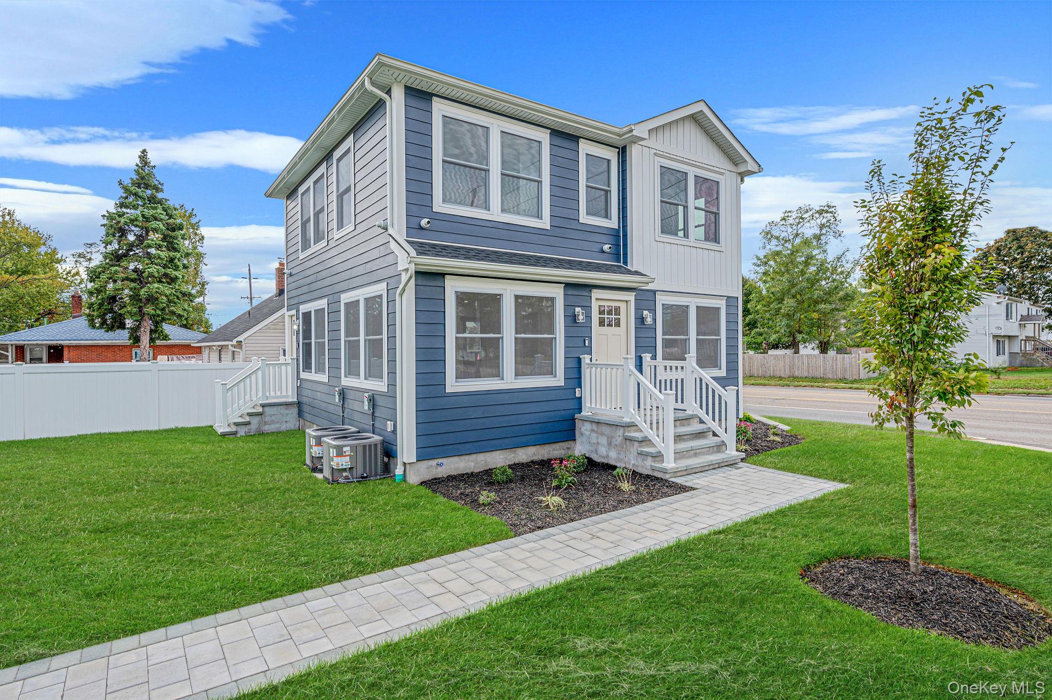 4 Lee Avenue — photo 2