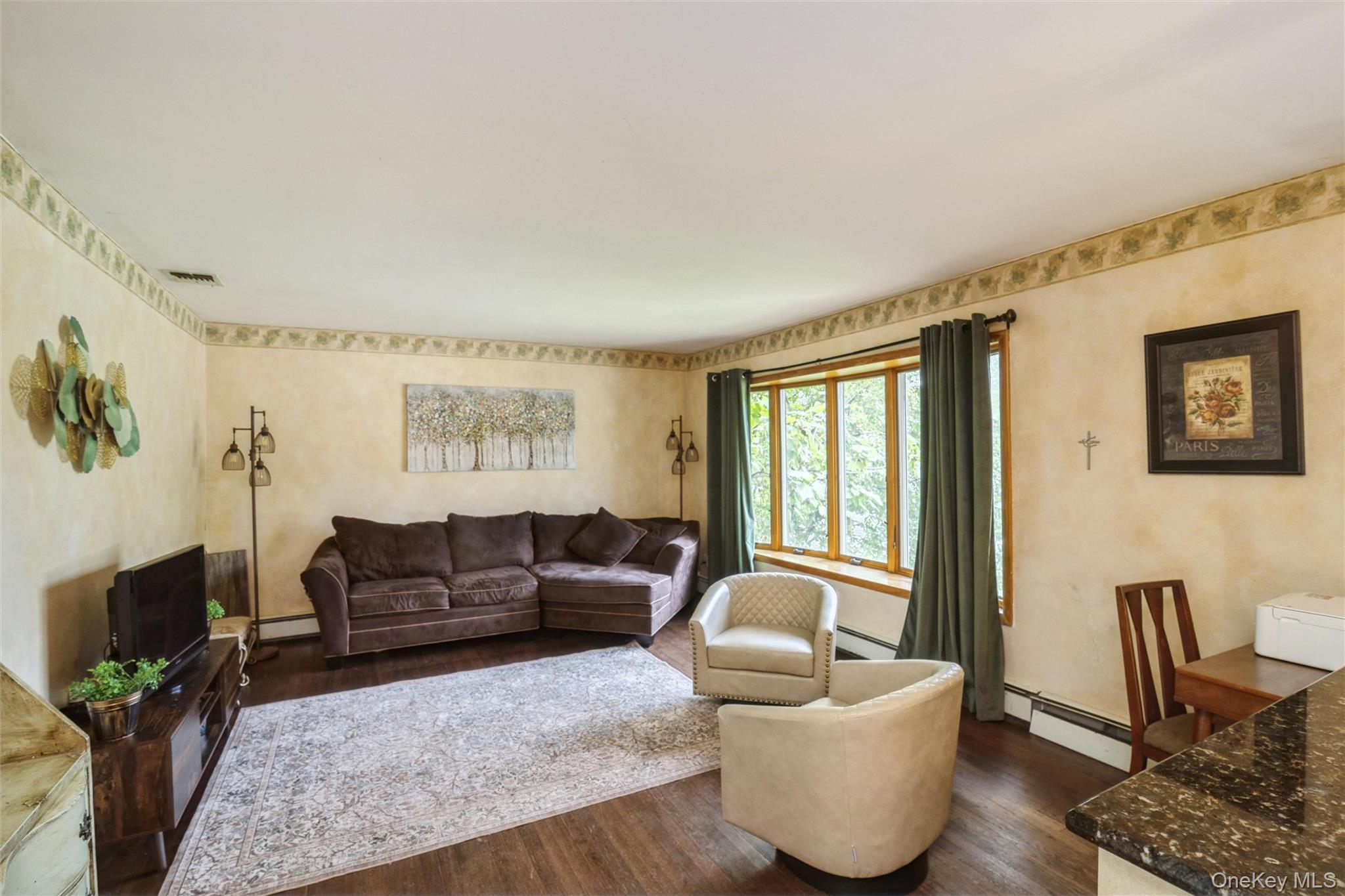 35 Peppermint Road — photo 2