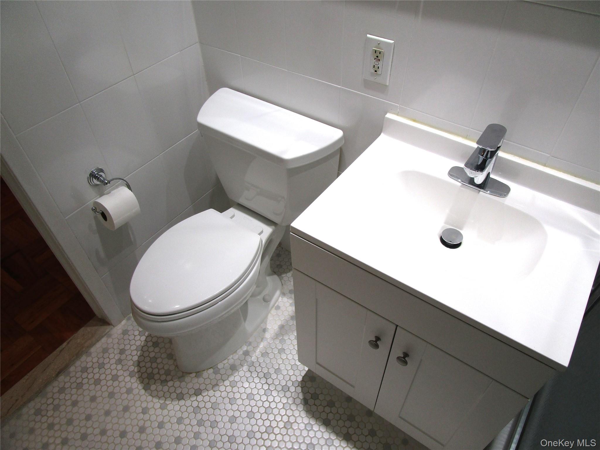 40 Daley Place #126 — photo 14