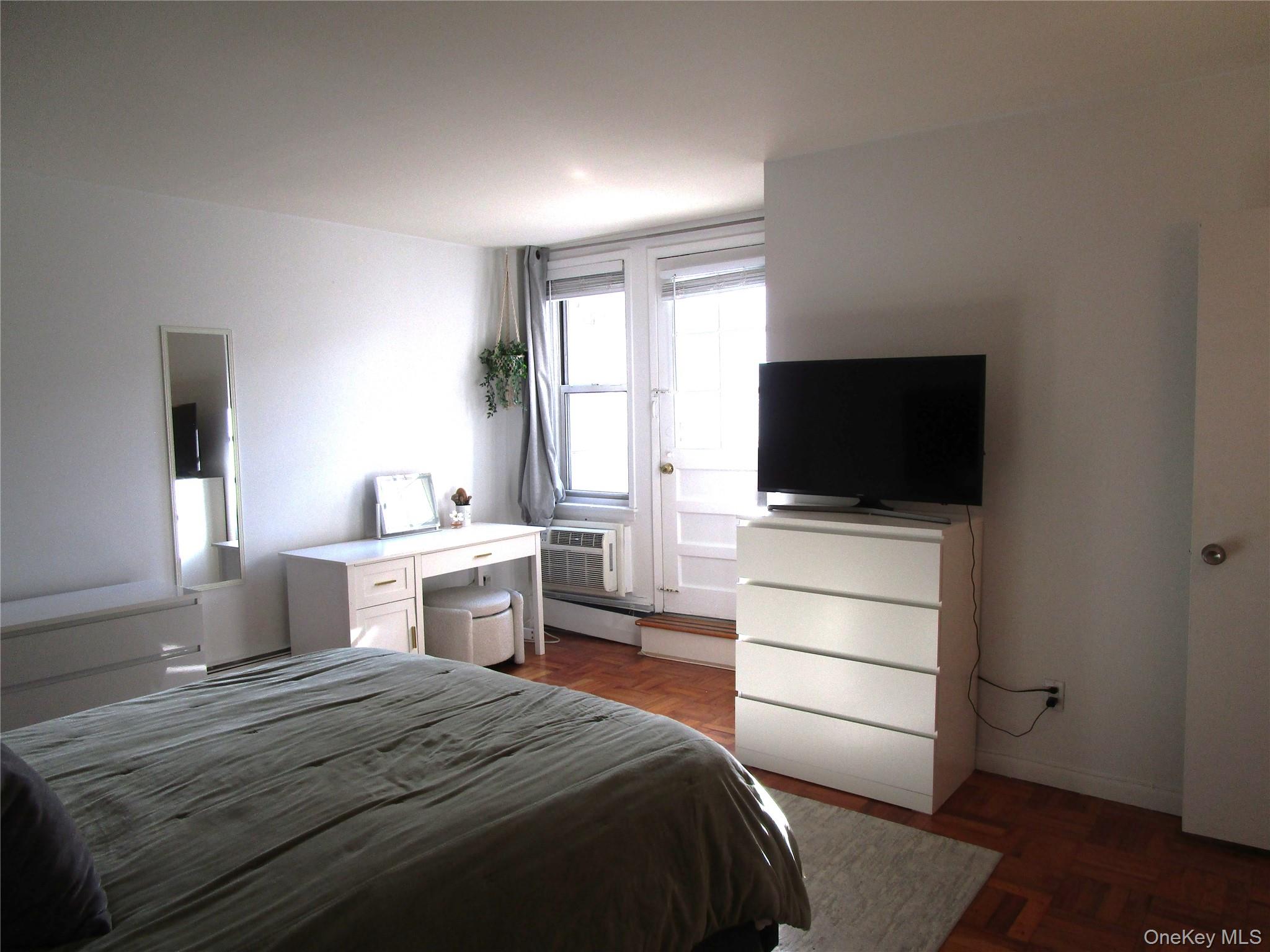40 Daley Place #126 — photo 18