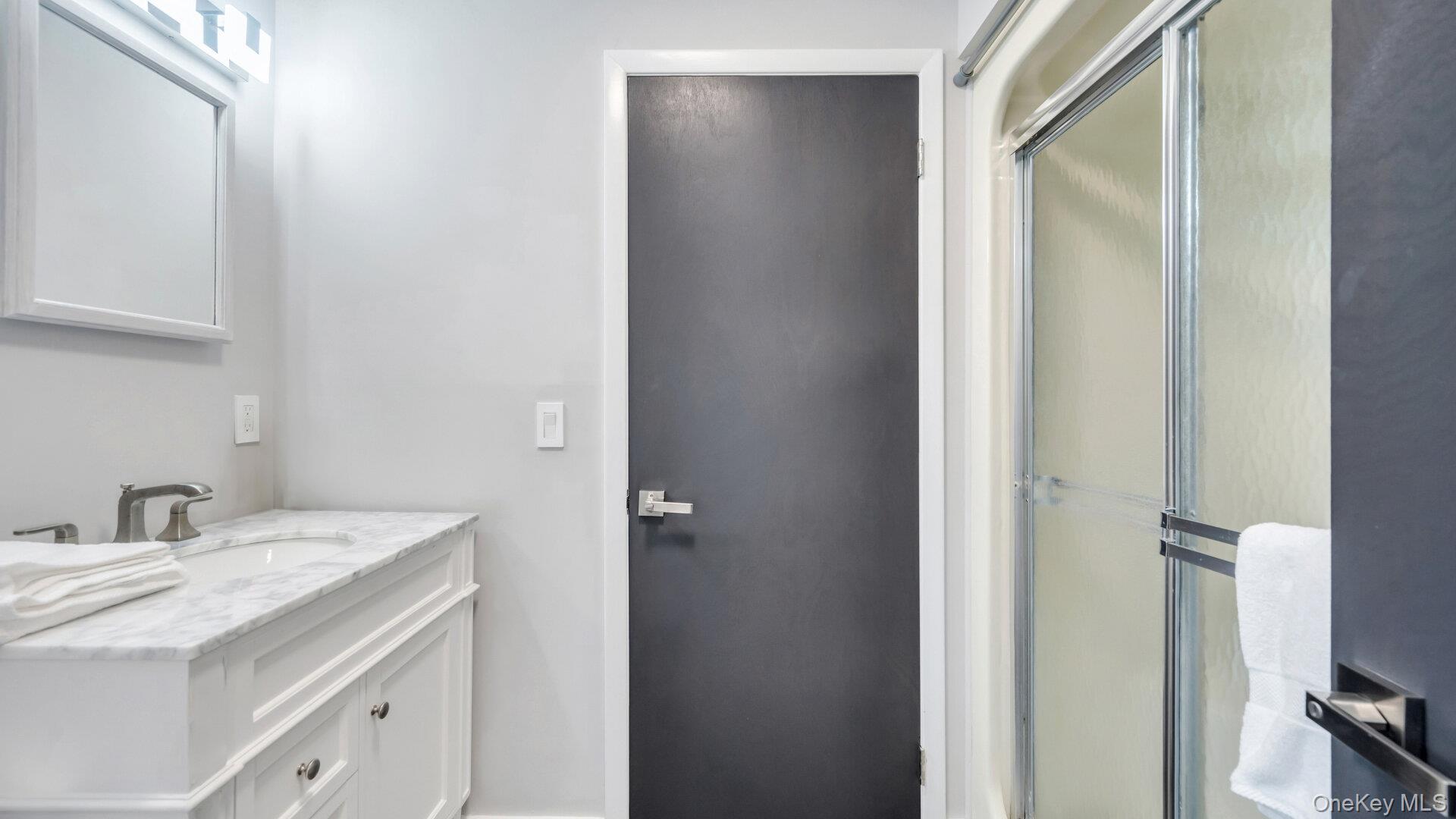 470 Windy Point Lane — photo 27