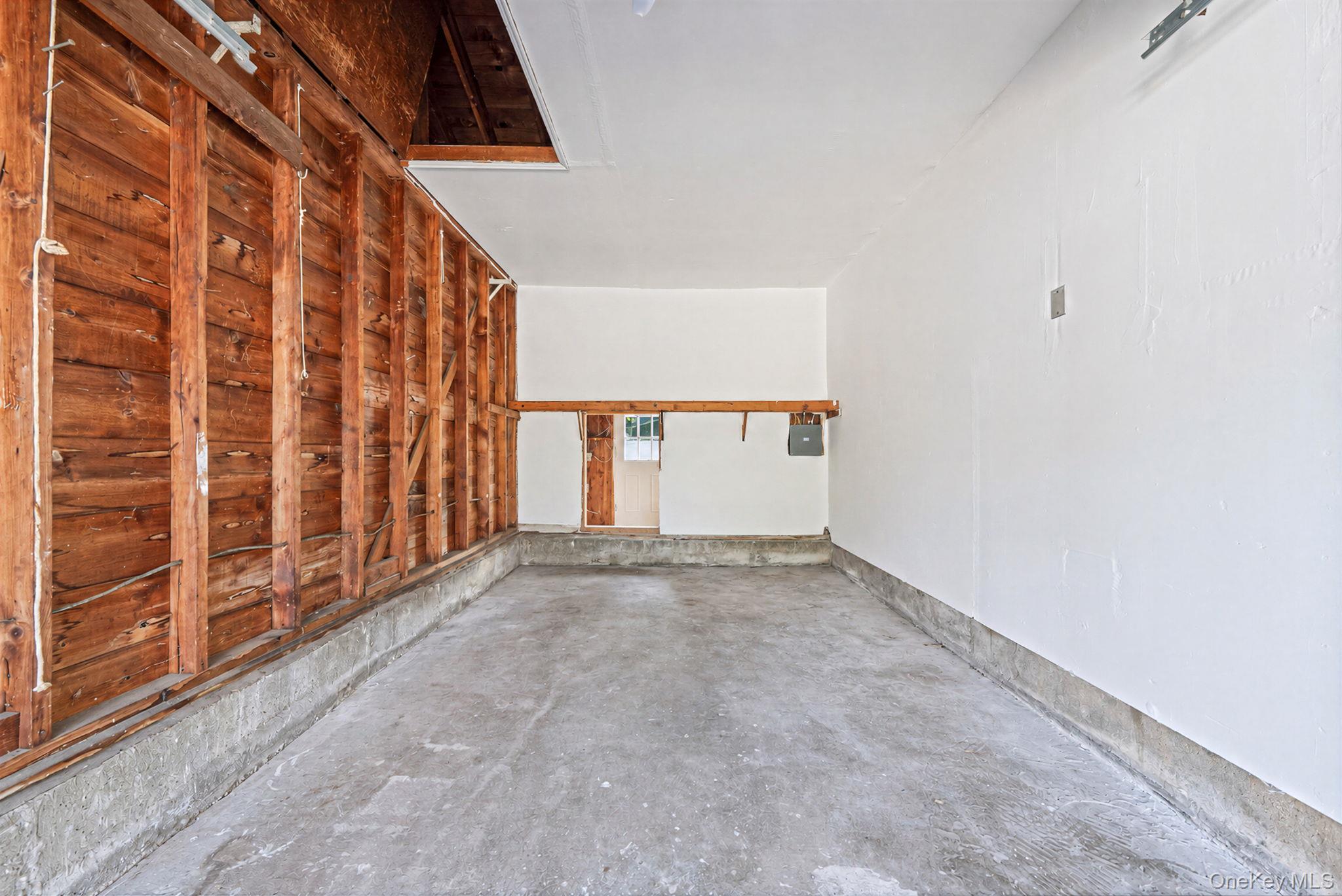 29 Edgewater Avenue — photo 22
