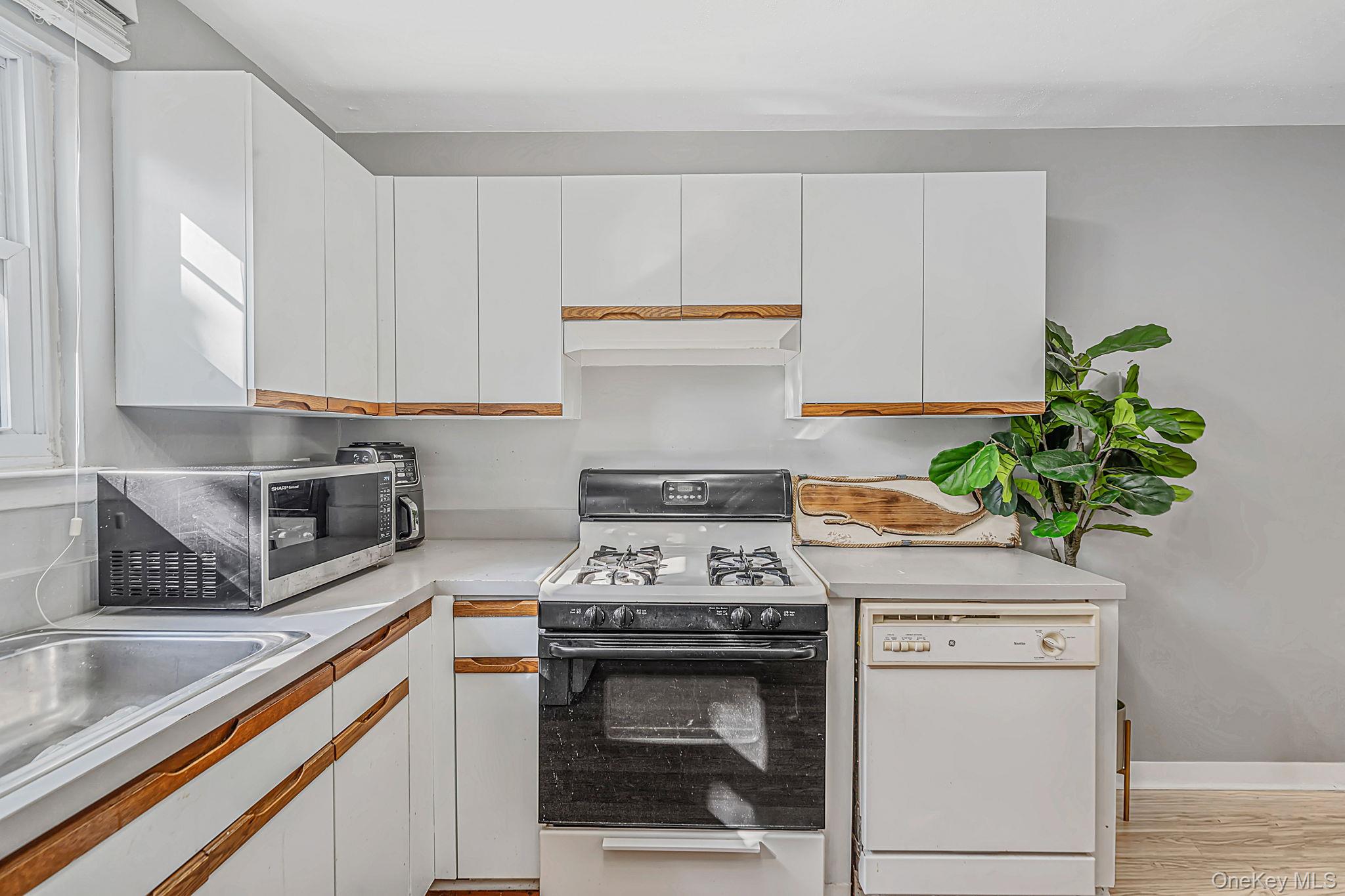 219 Fairharbor Drive #219 — photo 18