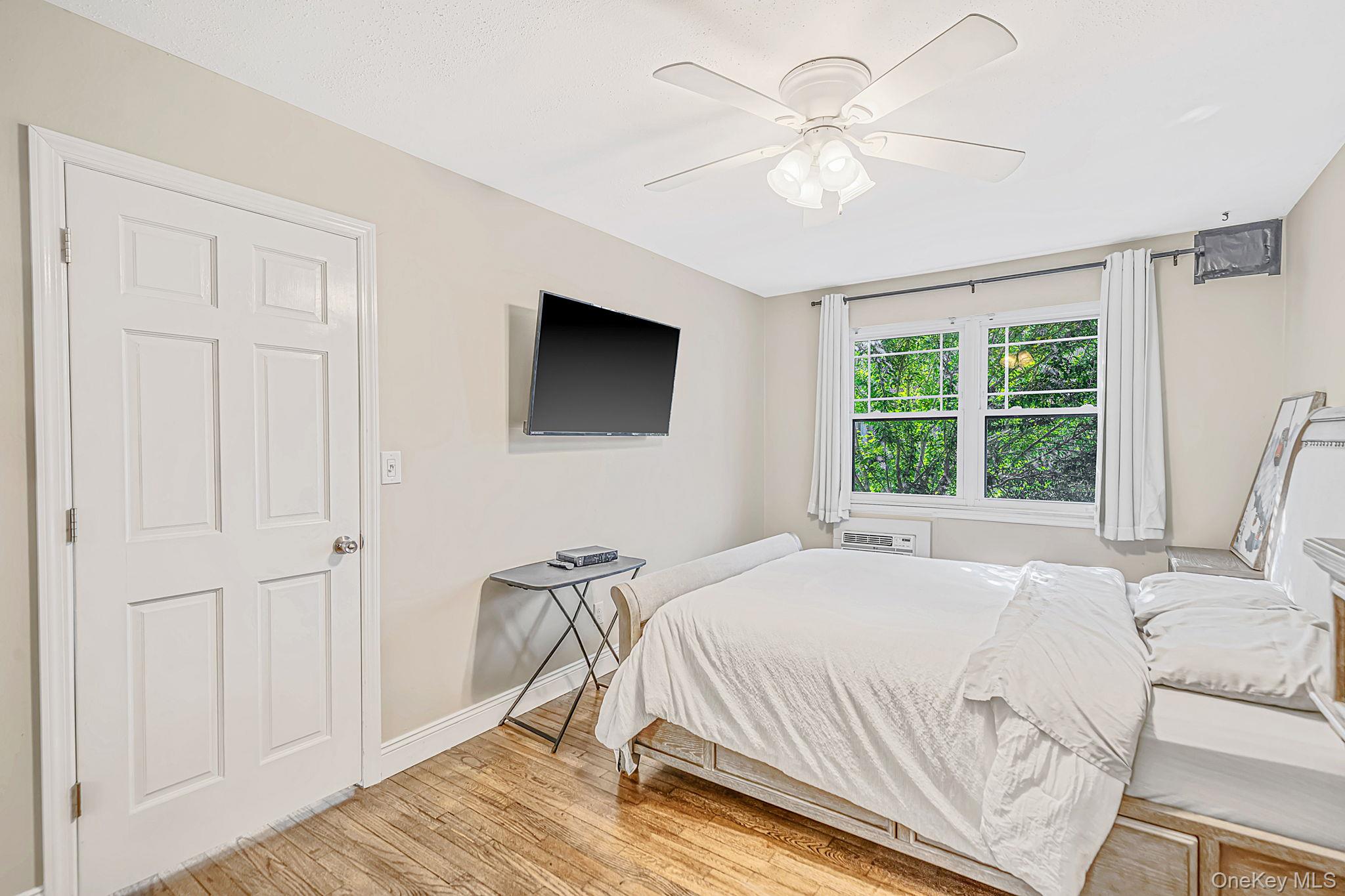 219 Fairharbor Drive #219 — photo 21