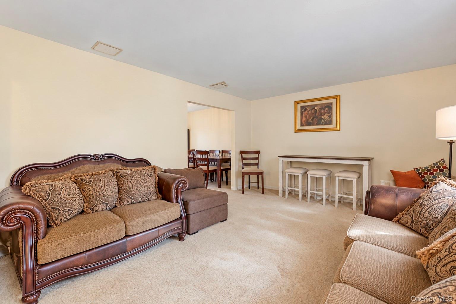 33 Oak Forest Drive — photo 16