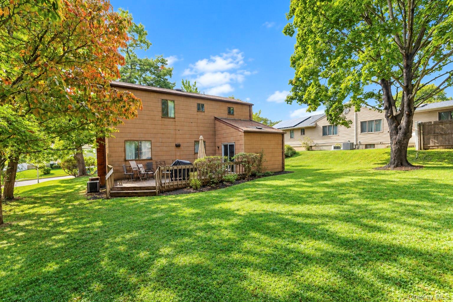 33 Oak Forest Drive — photo 8