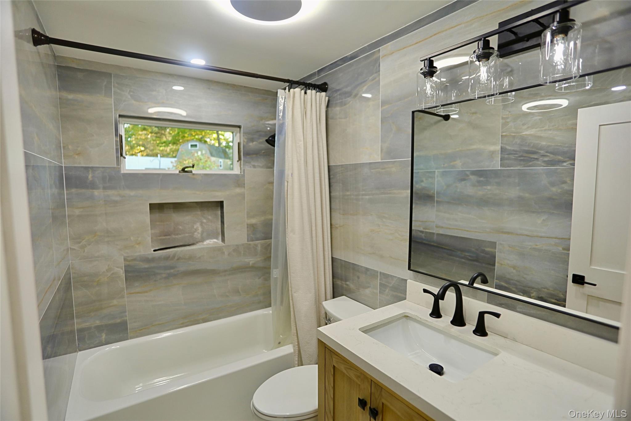 76 Grove Drive — photo 7