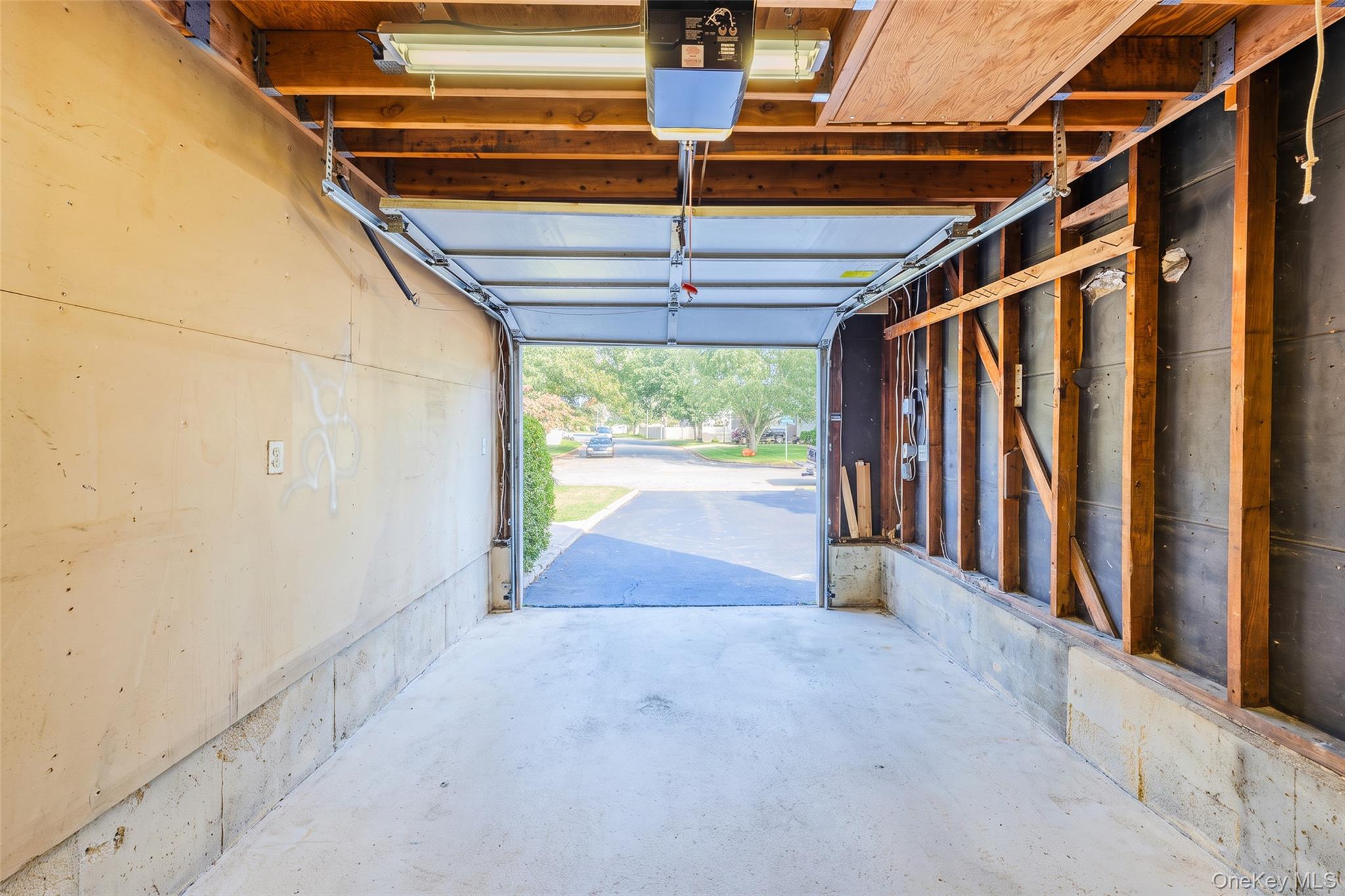 163 Avondale Drive — photo 43