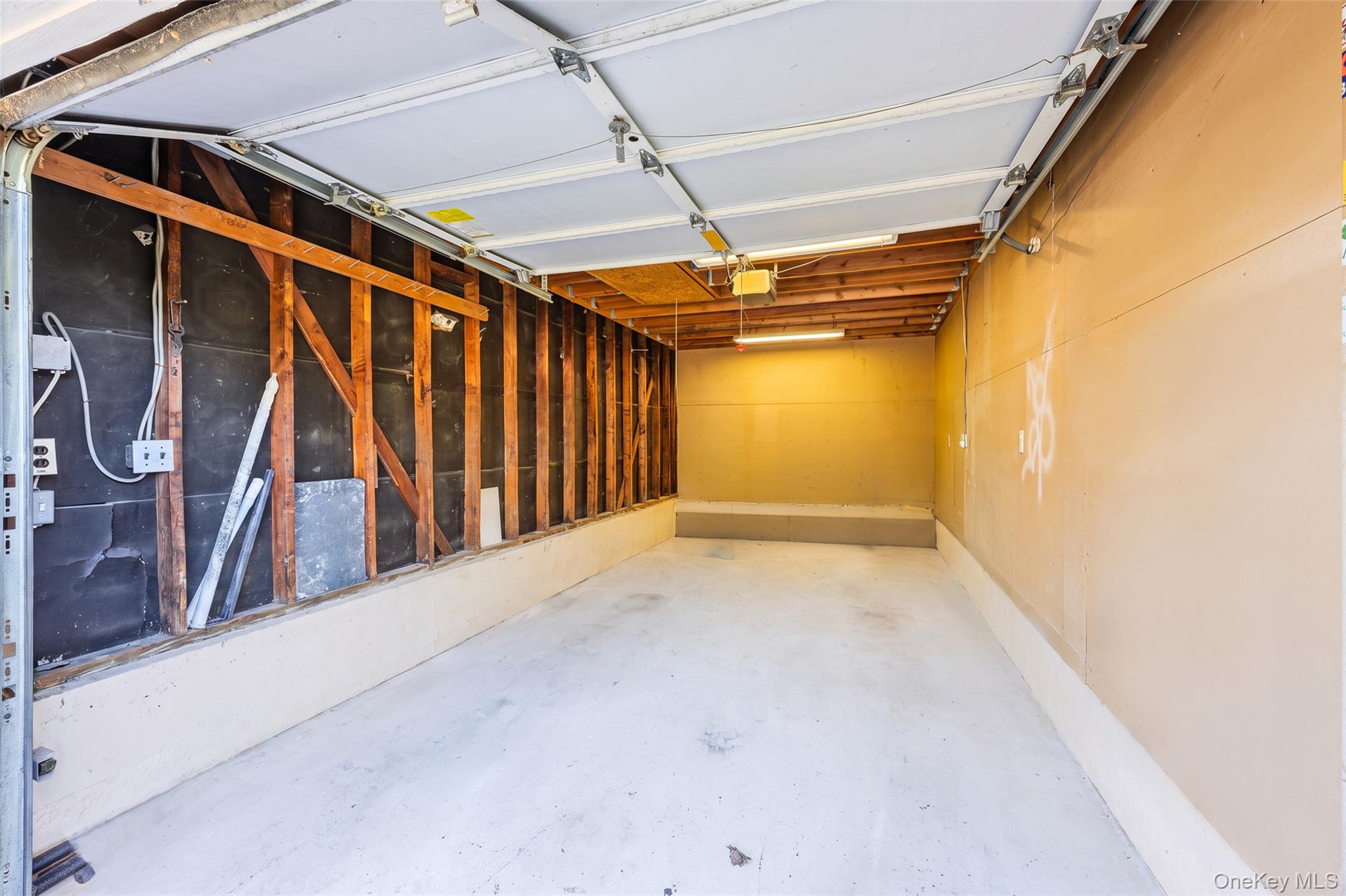 163 Avondale Drive — photo 44