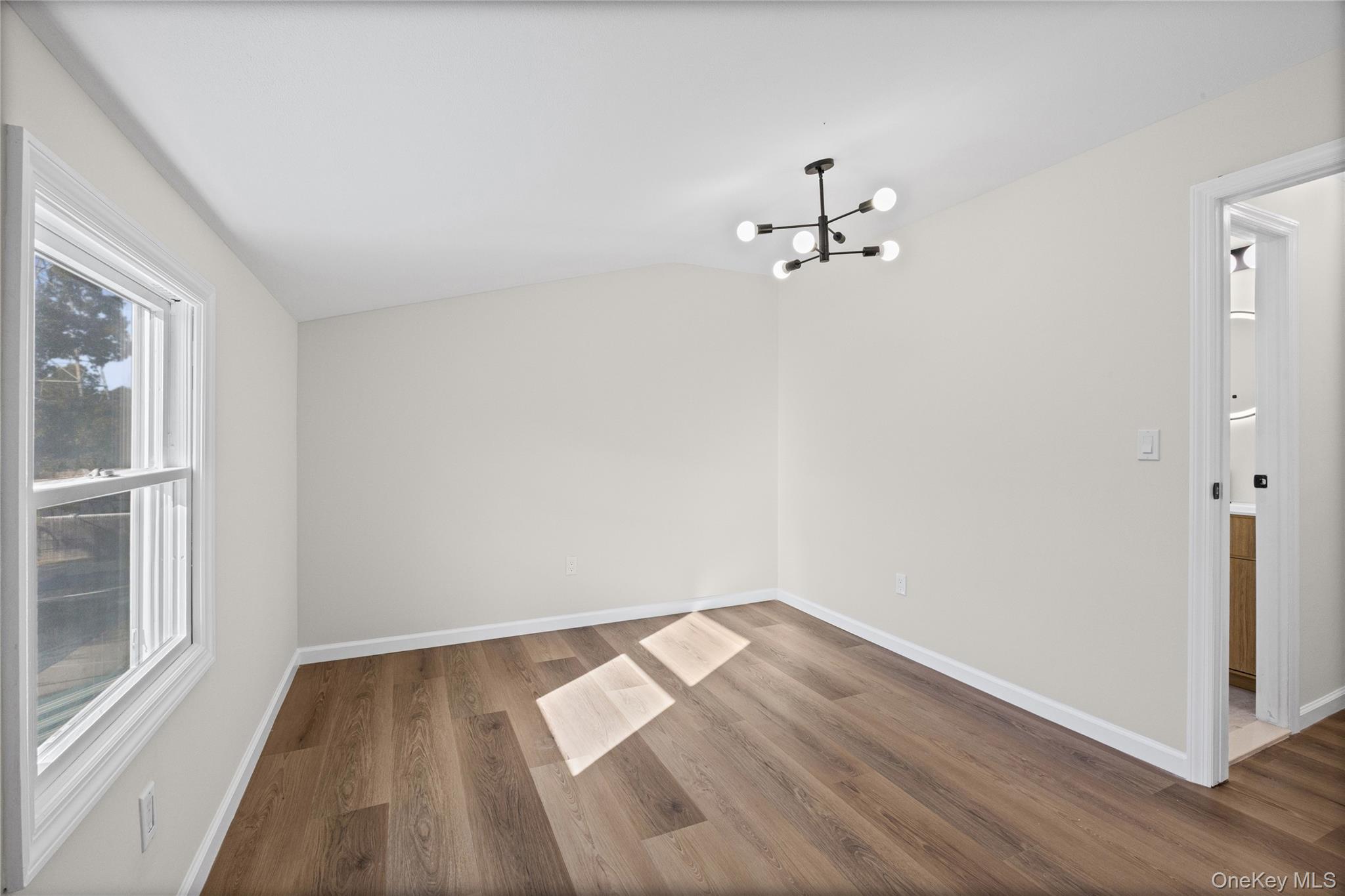 163 Avondale Drive — photo 9