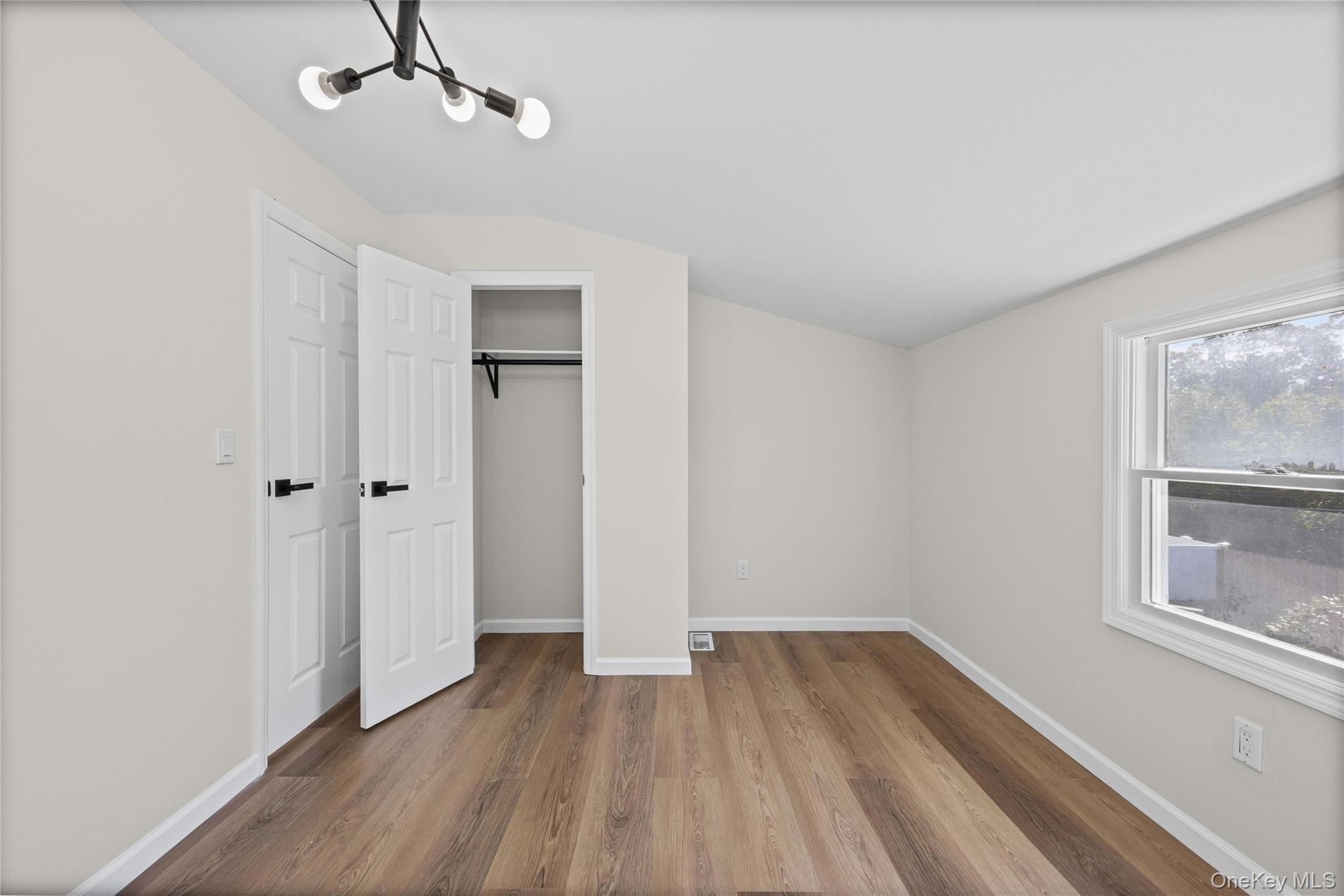 163 Avondale Drive — photo 10
