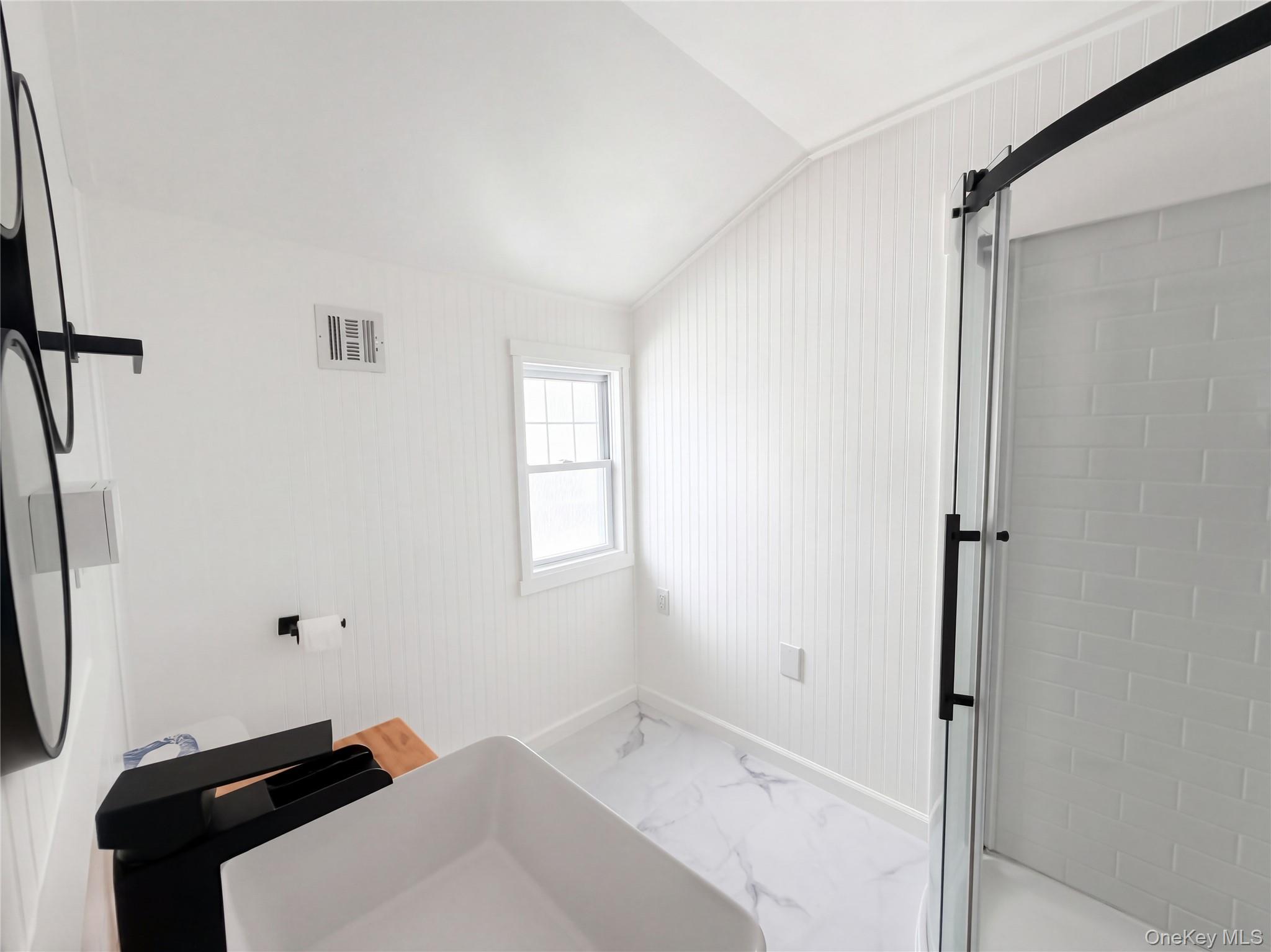 116 Clinton Avenue — photo 12