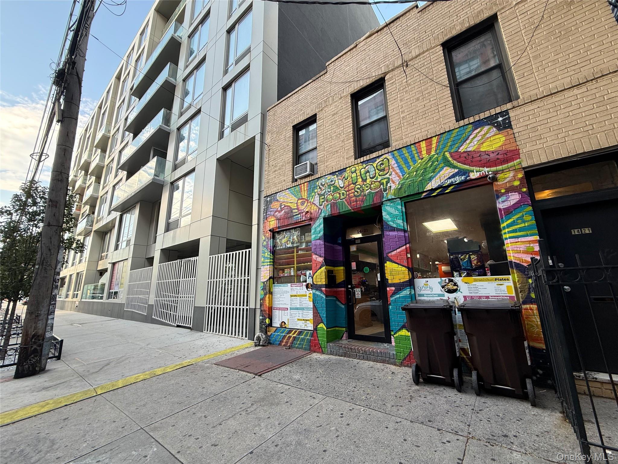 1421 Broadway — photo 8