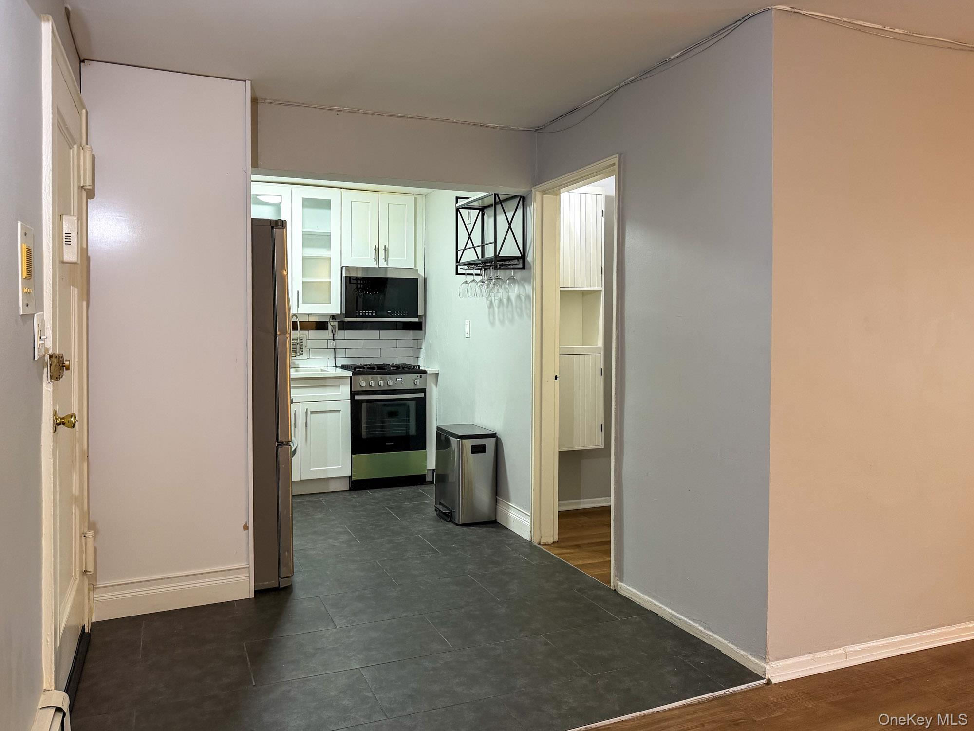 222 Smith #3B — photo 14
