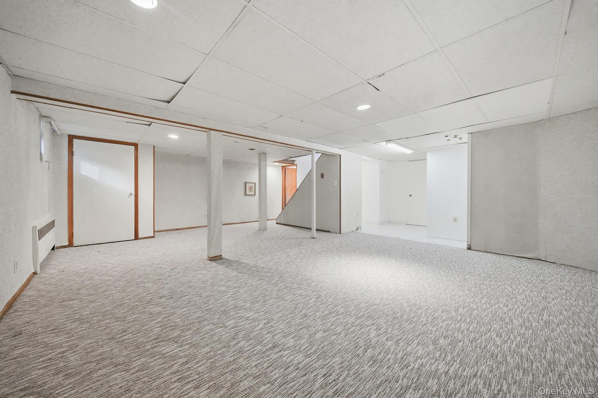 88 Meyer Avenue — photo 33
