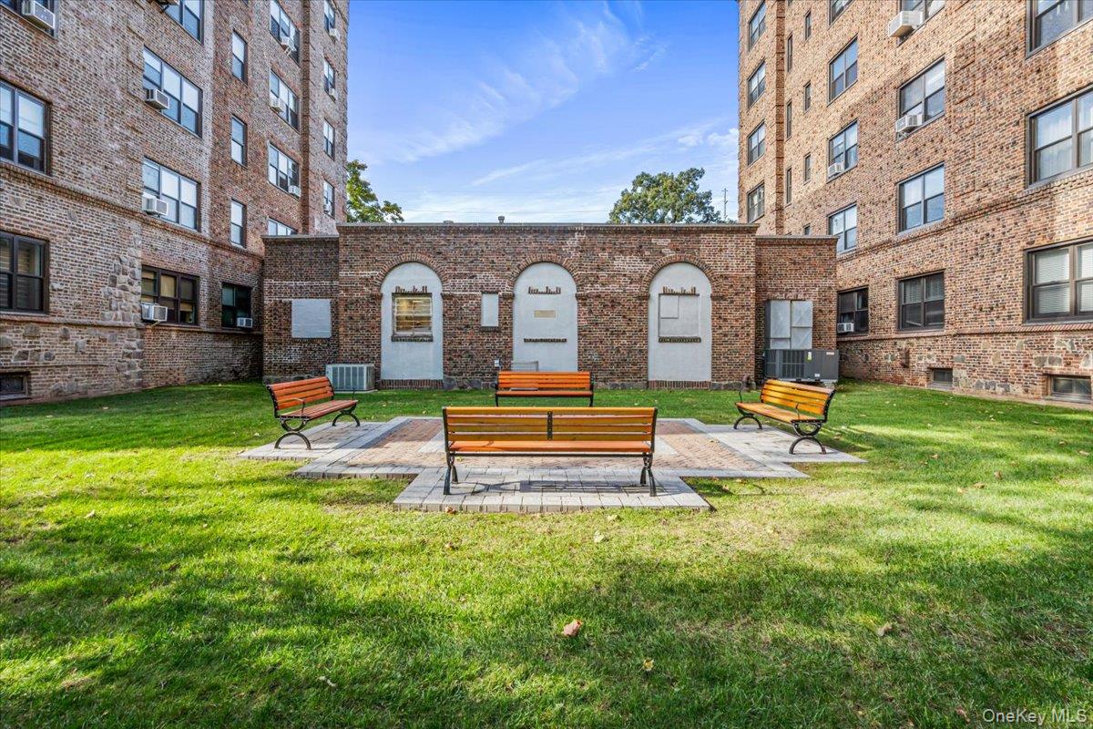 141 Woodmere Boulevard #3C — photo 11