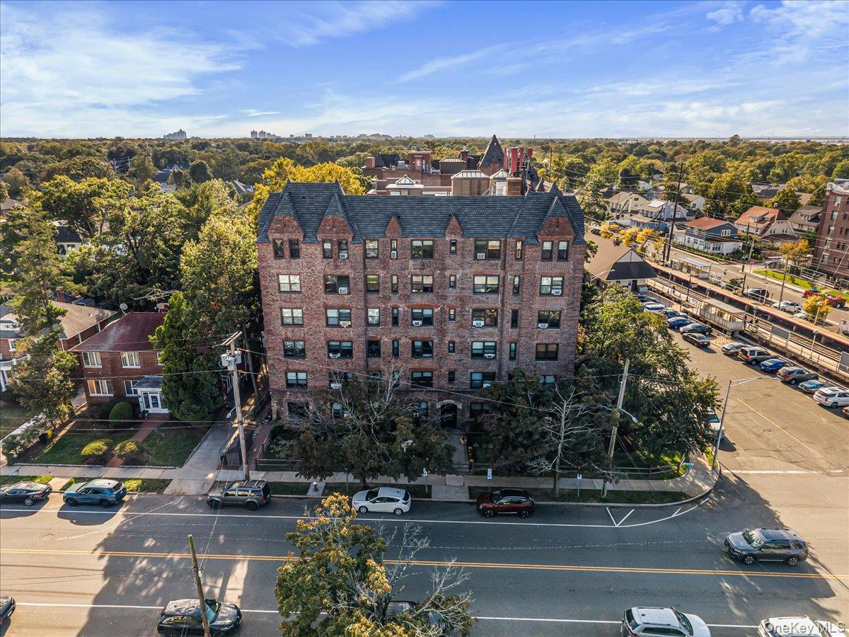 141 Woodmere Boulevard #3C — photo 13