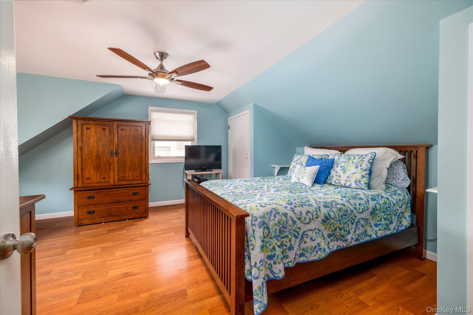 48 Teneyck Avenue — photo 17