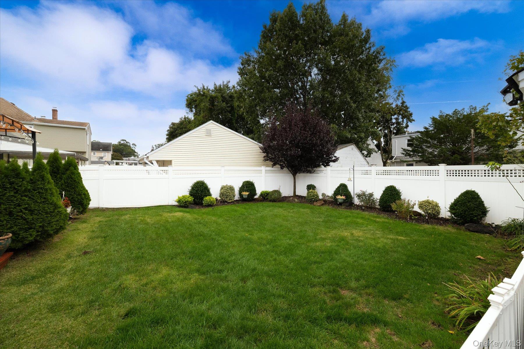 48 Teneyck Avenue — photo 25