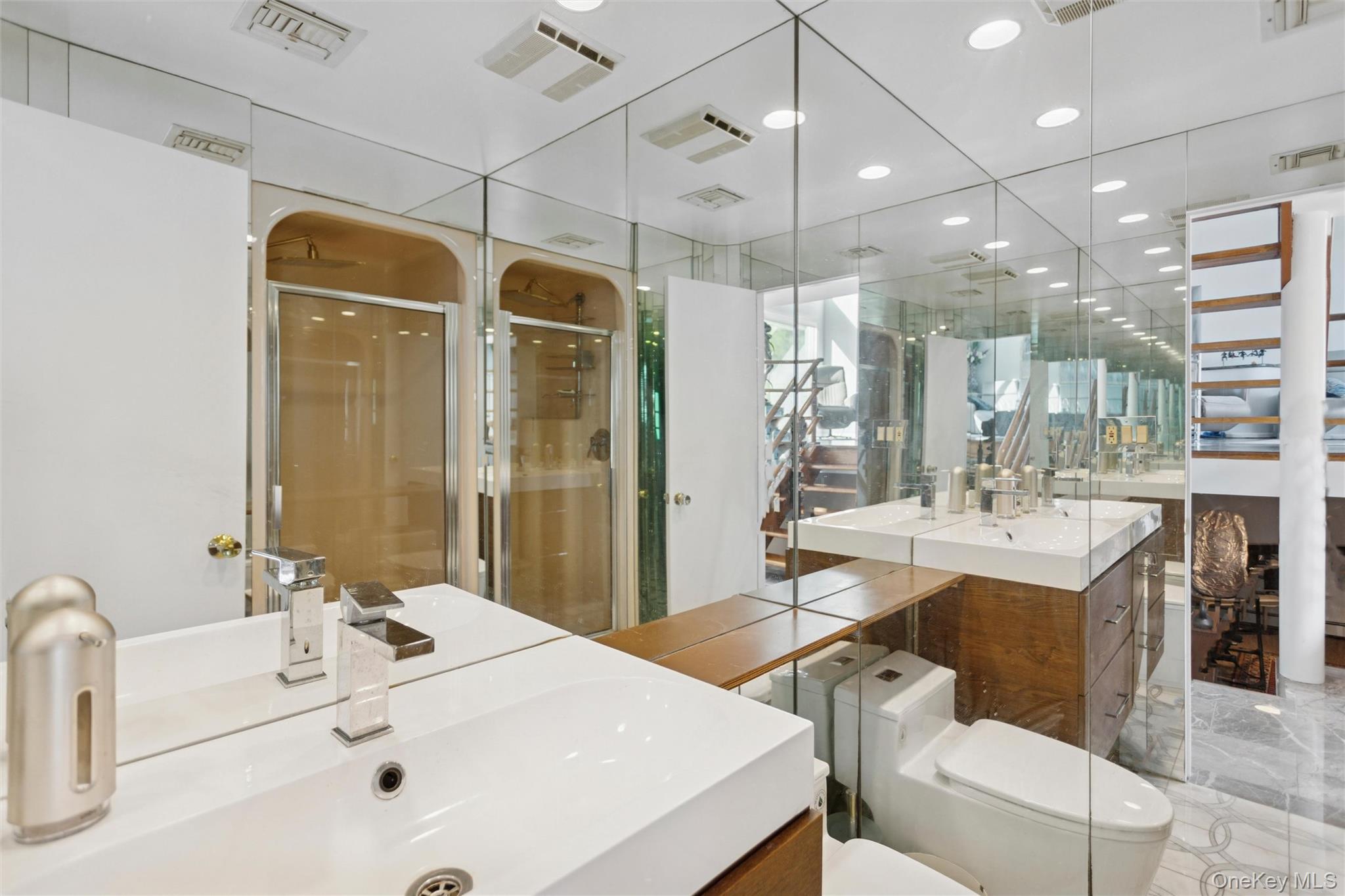 2729 Shore Drive — photo 15