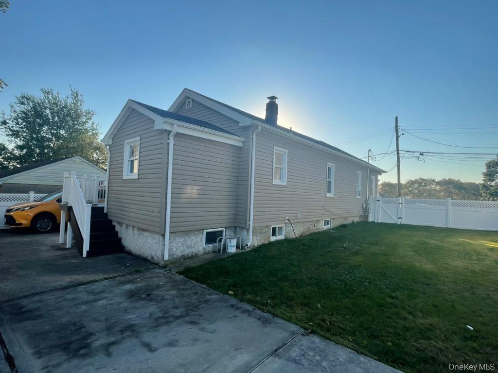 353 Benson Avenue — photo 3