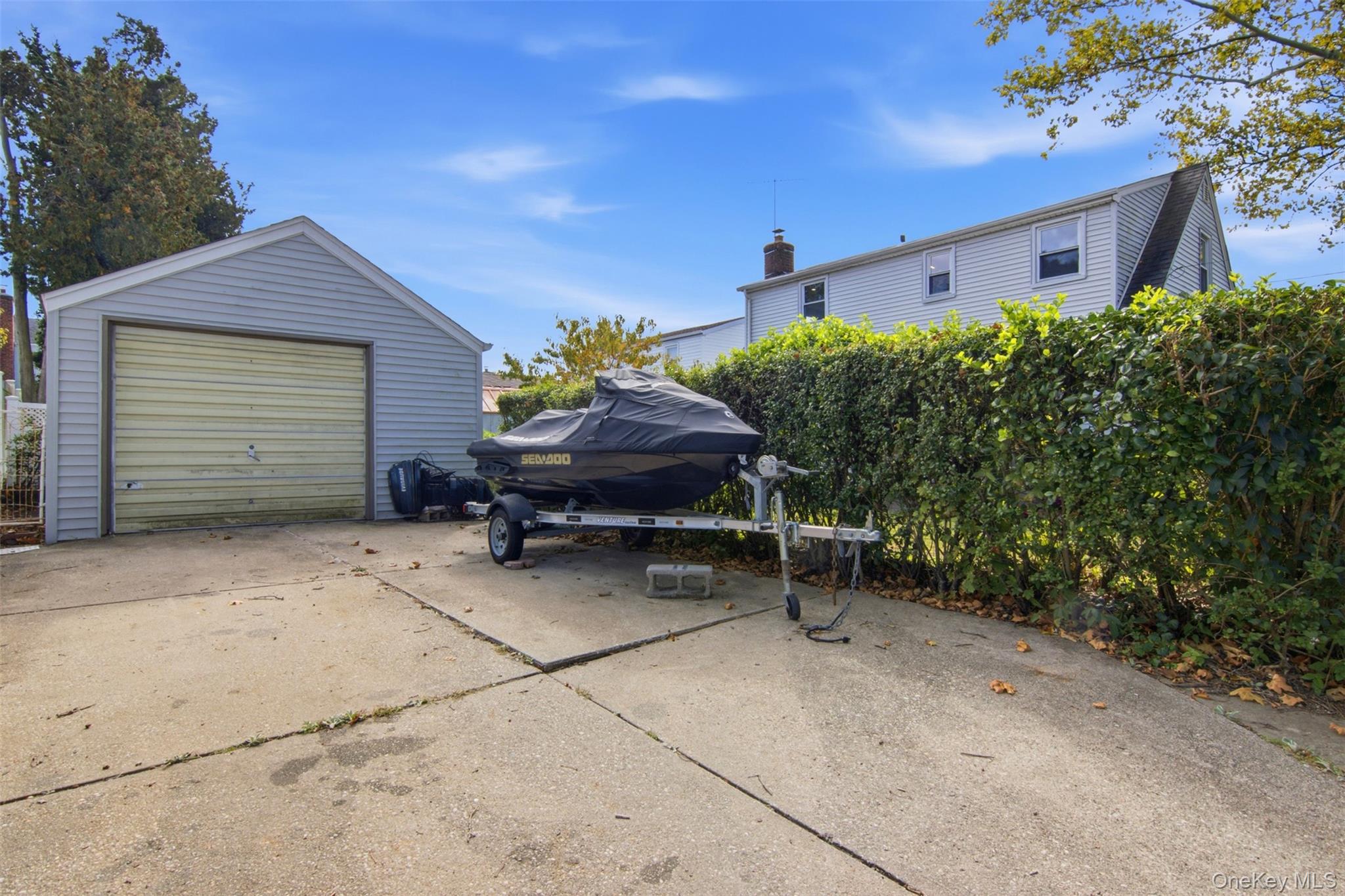 336 Herricks Road — photo 24
