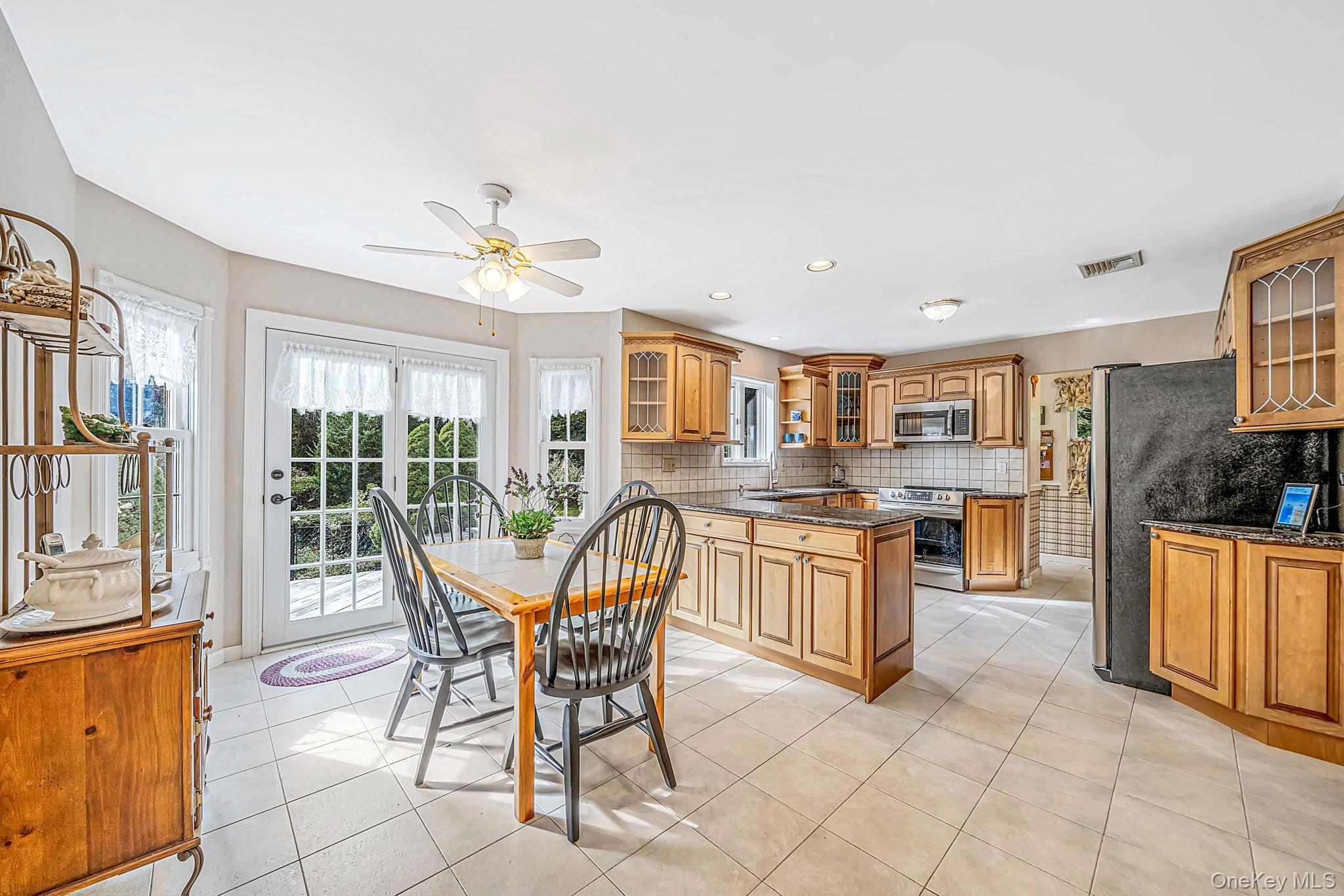 156 Jamaica Avenue — photo 15