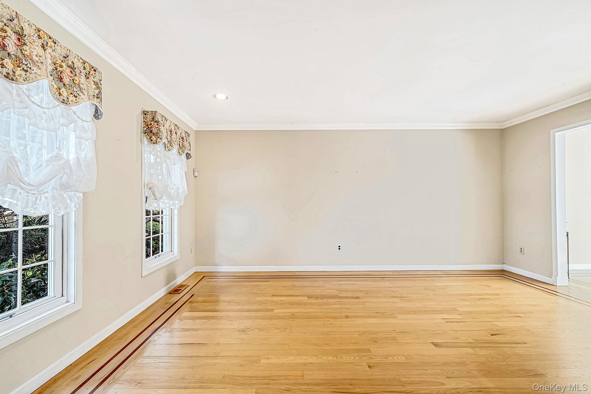 156 Jamaica Avenue — photo 17