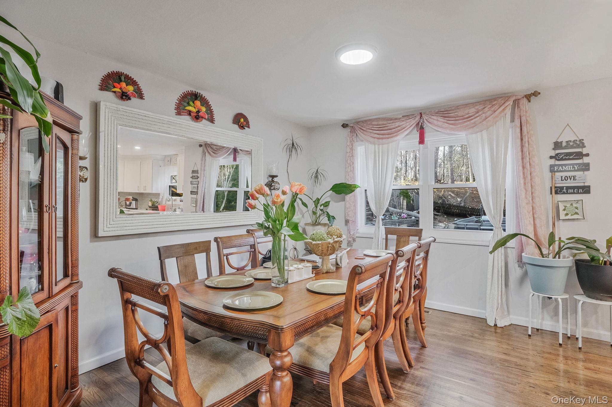 231 Woodside Avenue — photo 38