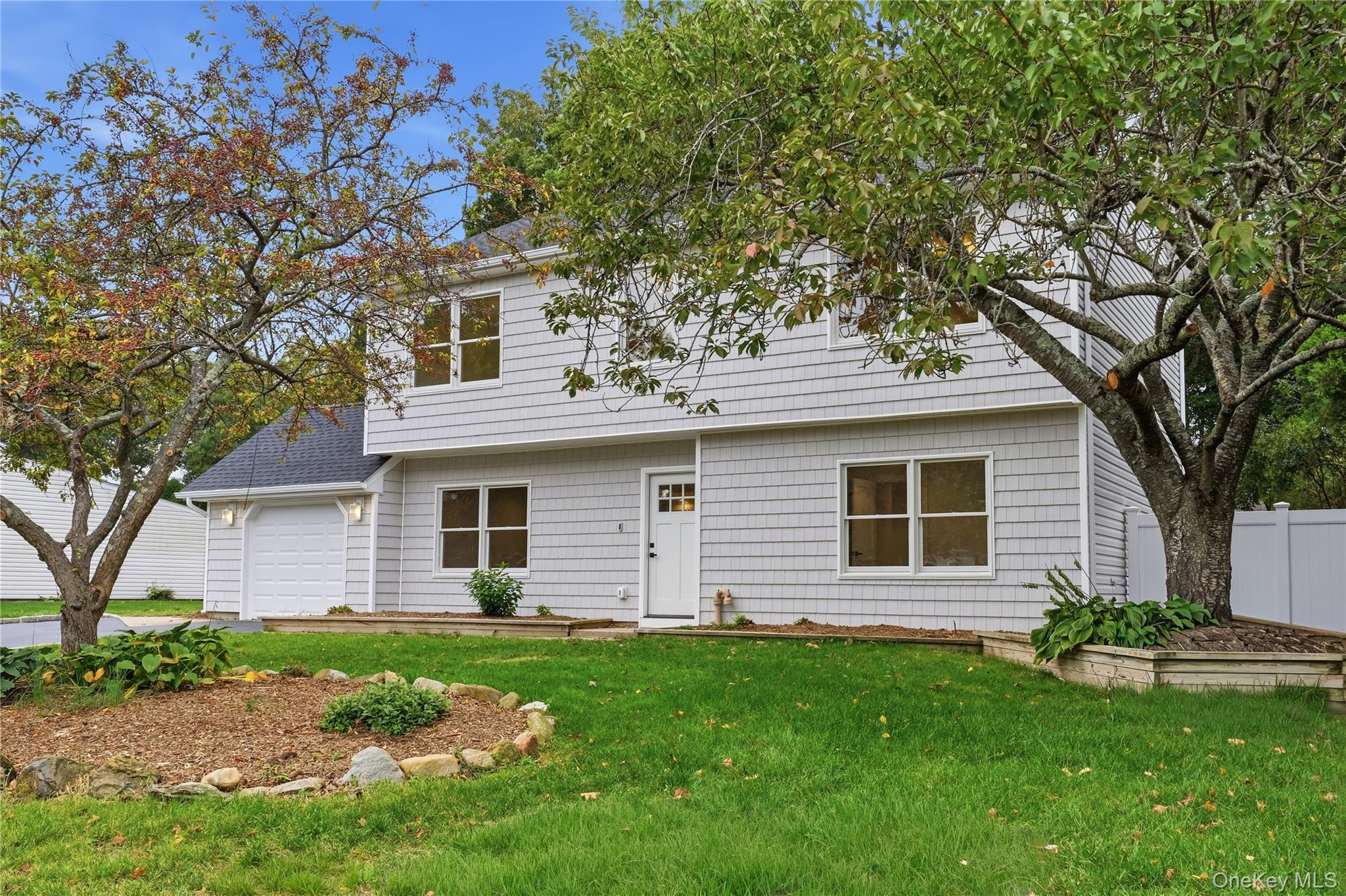 22 Woodbrook Drive — photo 2