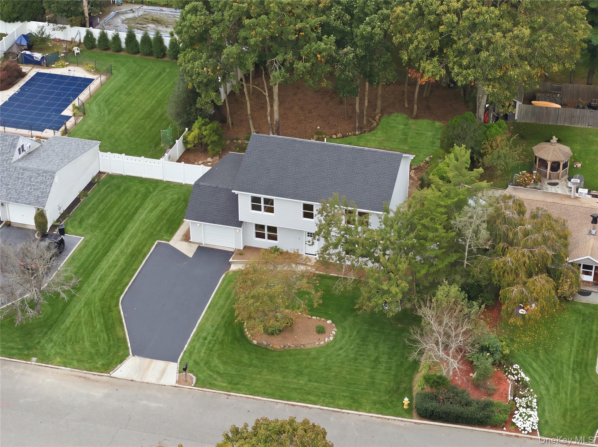 22 Woodbrook Drive — photo 3