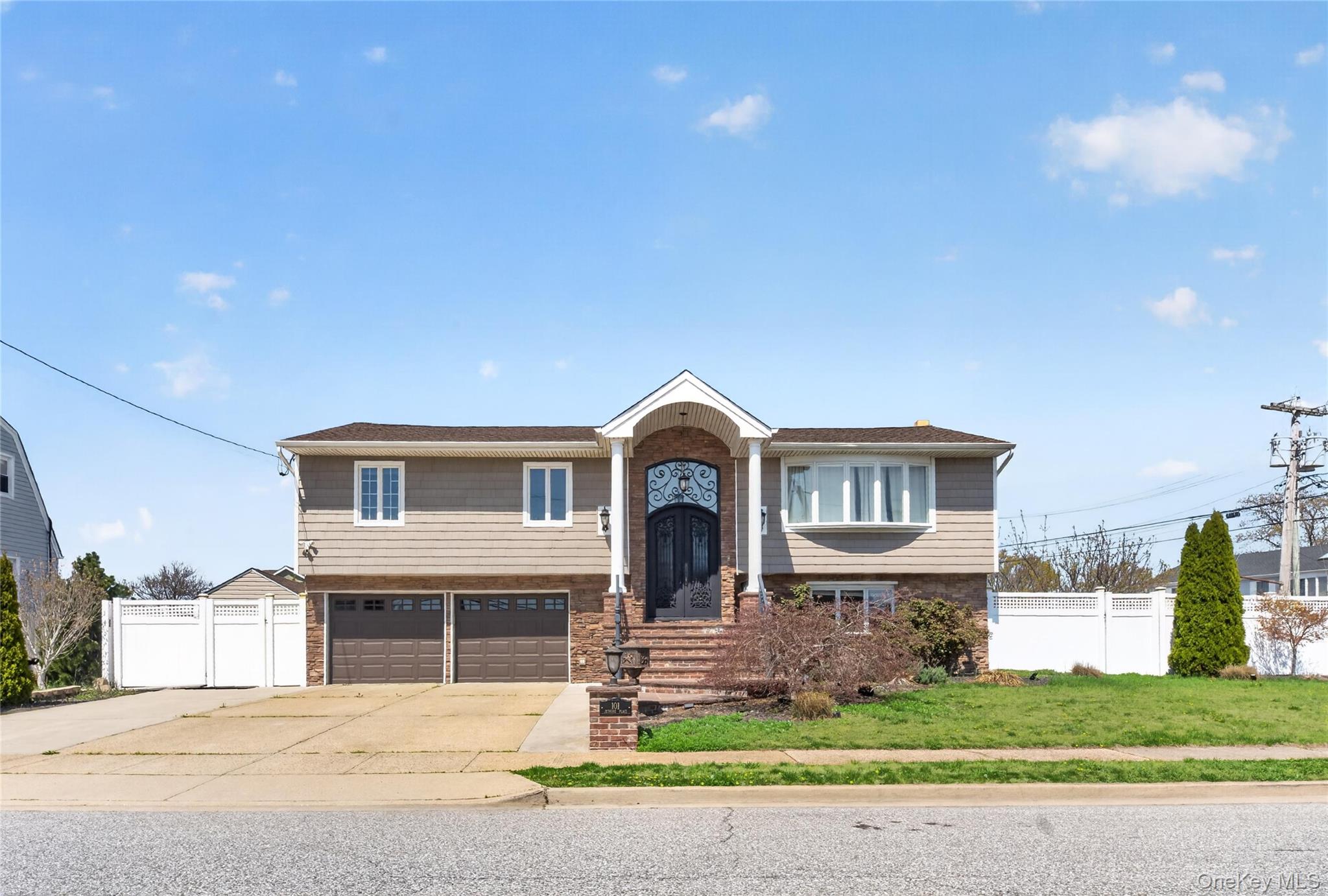 101 Jetmore Place — photo 2