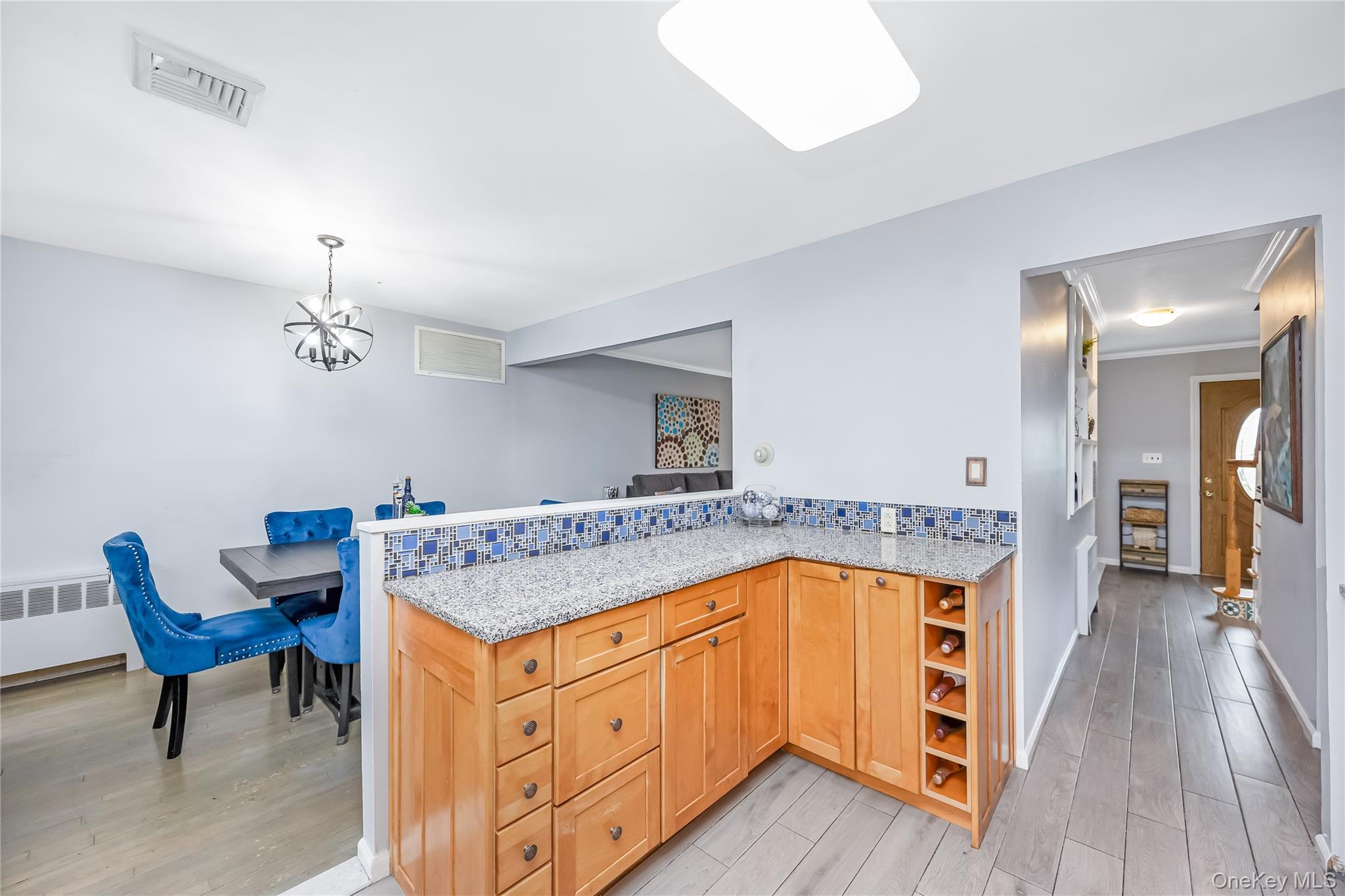 19 Leonard Road — photo 13