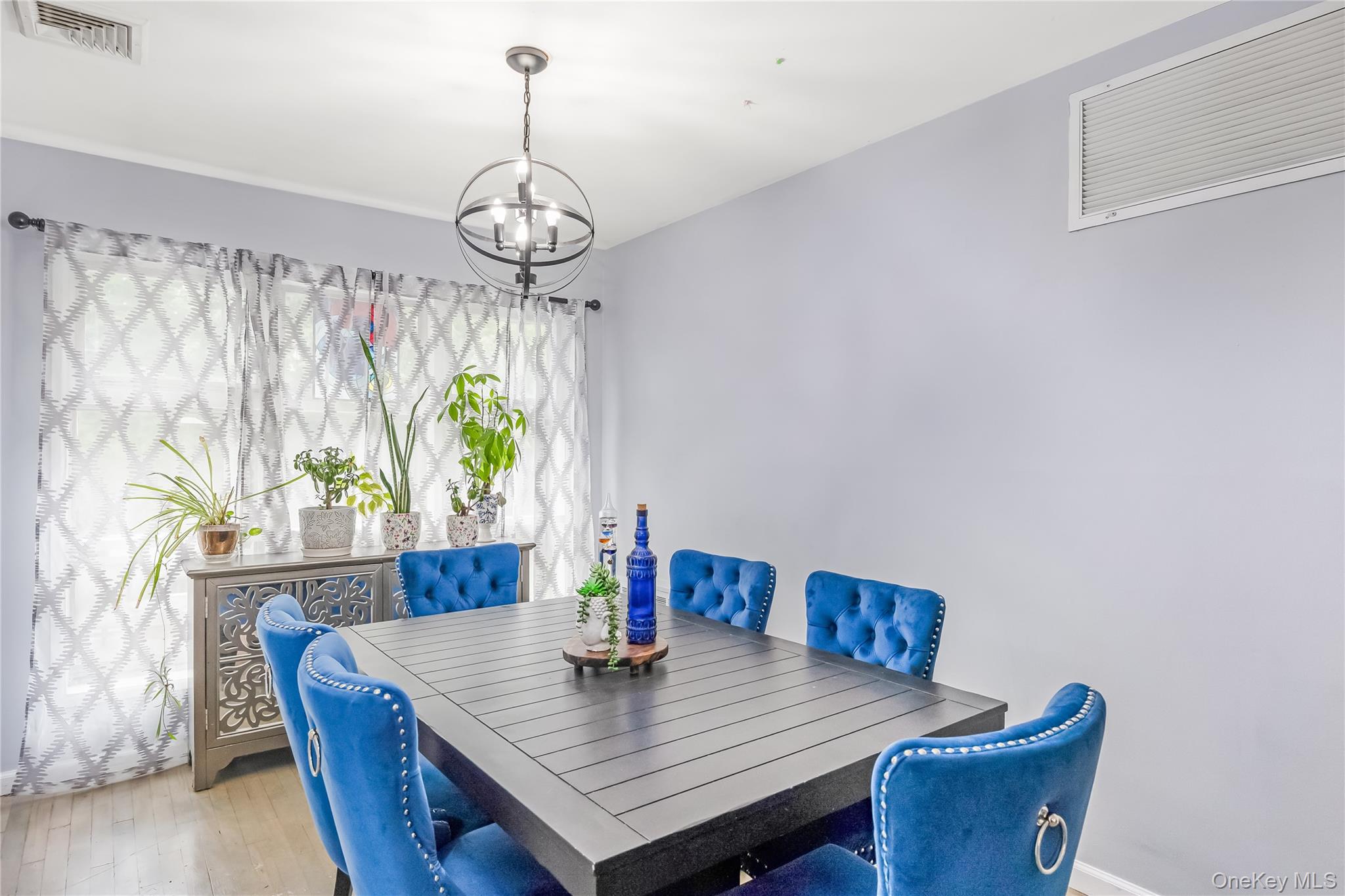 19 Leonard Road — photo 9