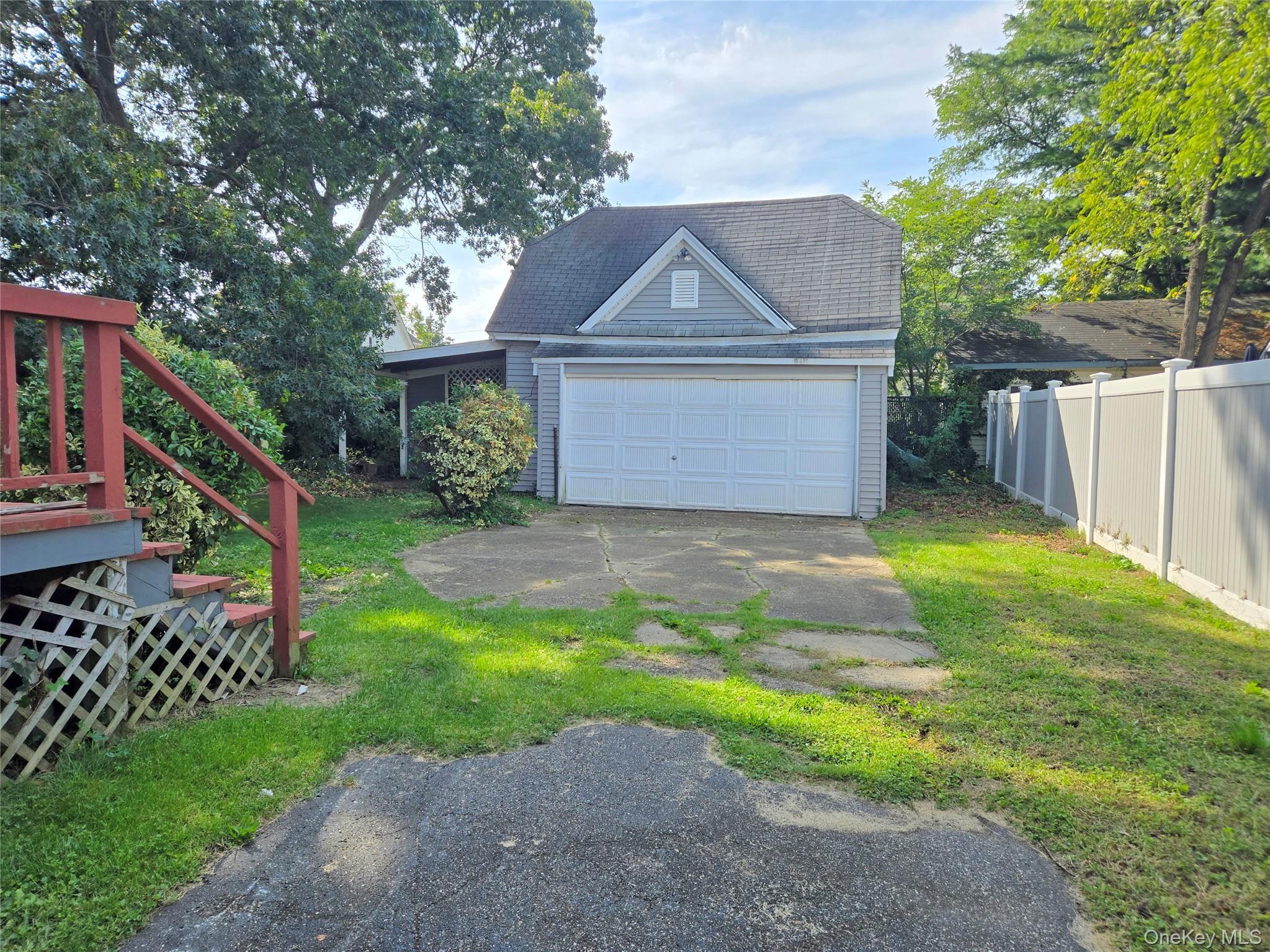 302 Locust Avenue — photo 6