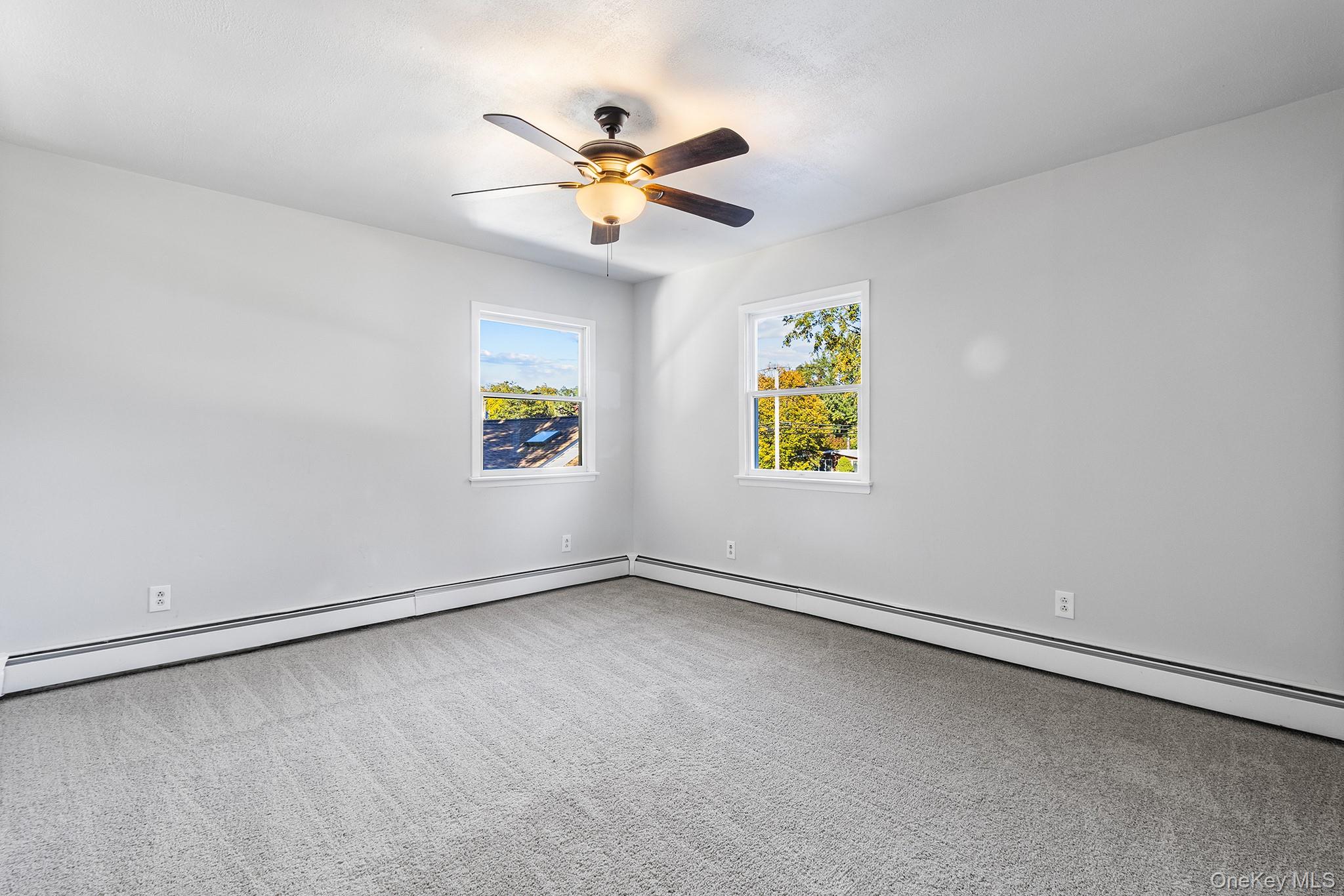 10 Sunset Drive — photo 16