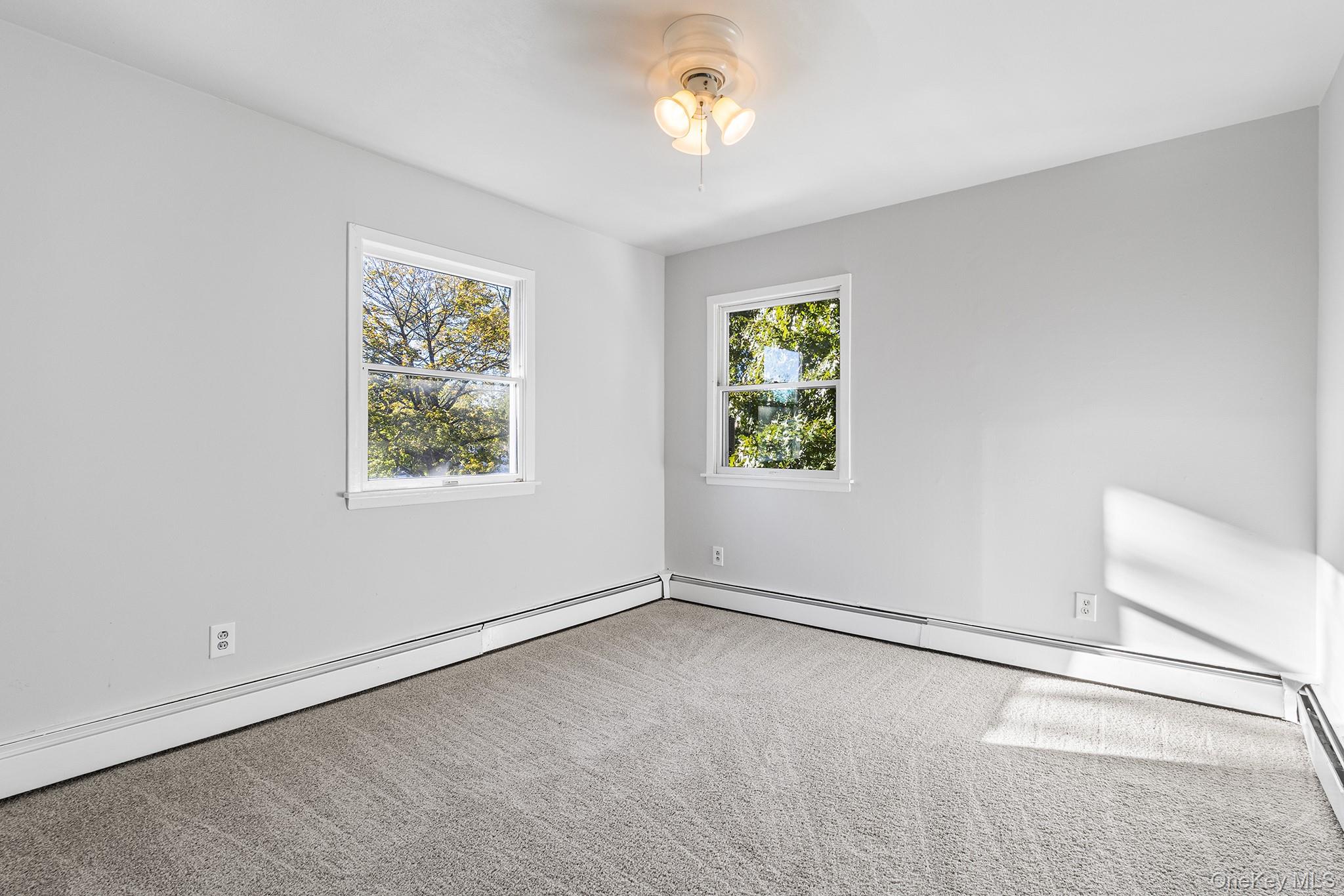 10 Sunset Drive — photo 17