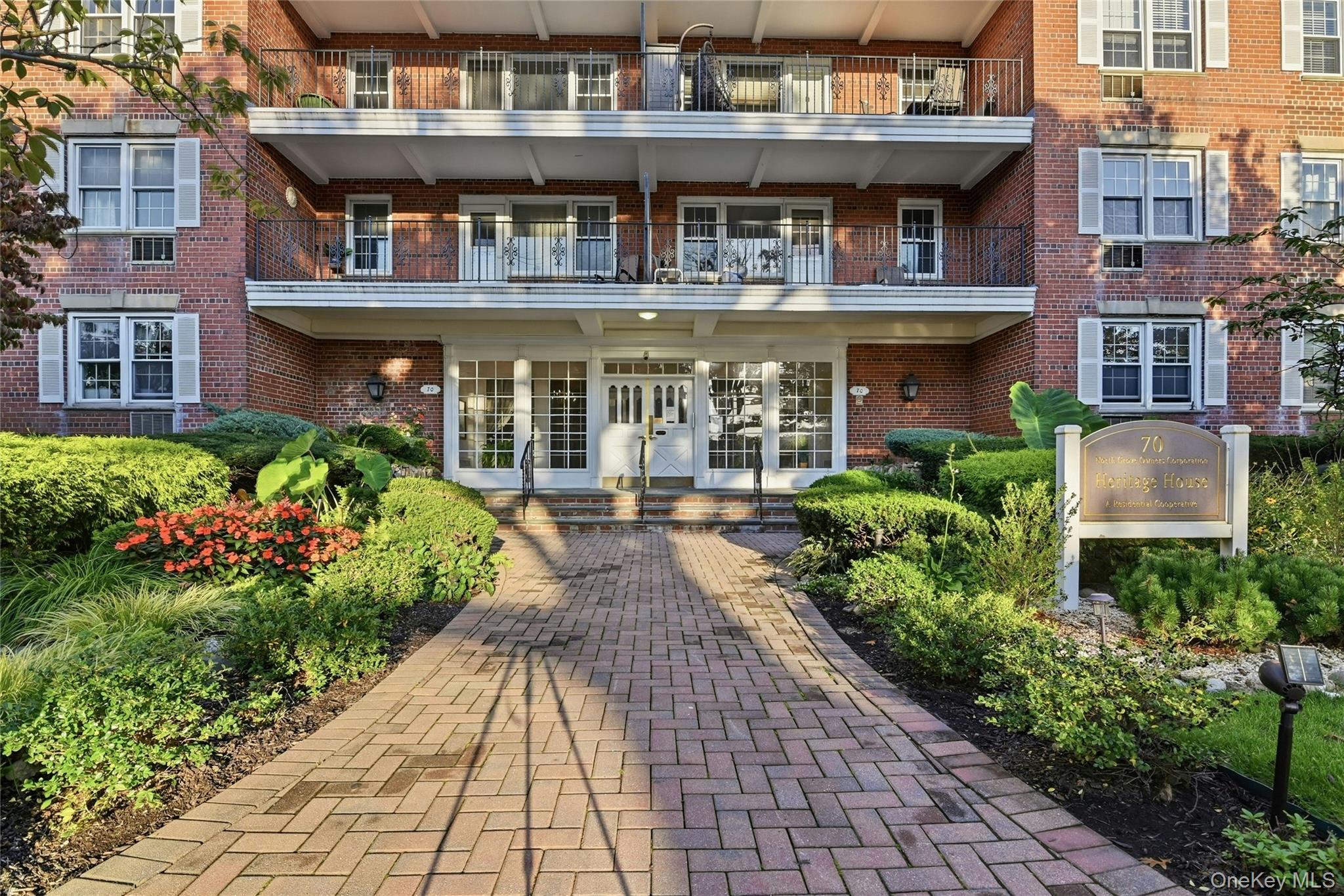 70 Grove Street #3K, Freeport