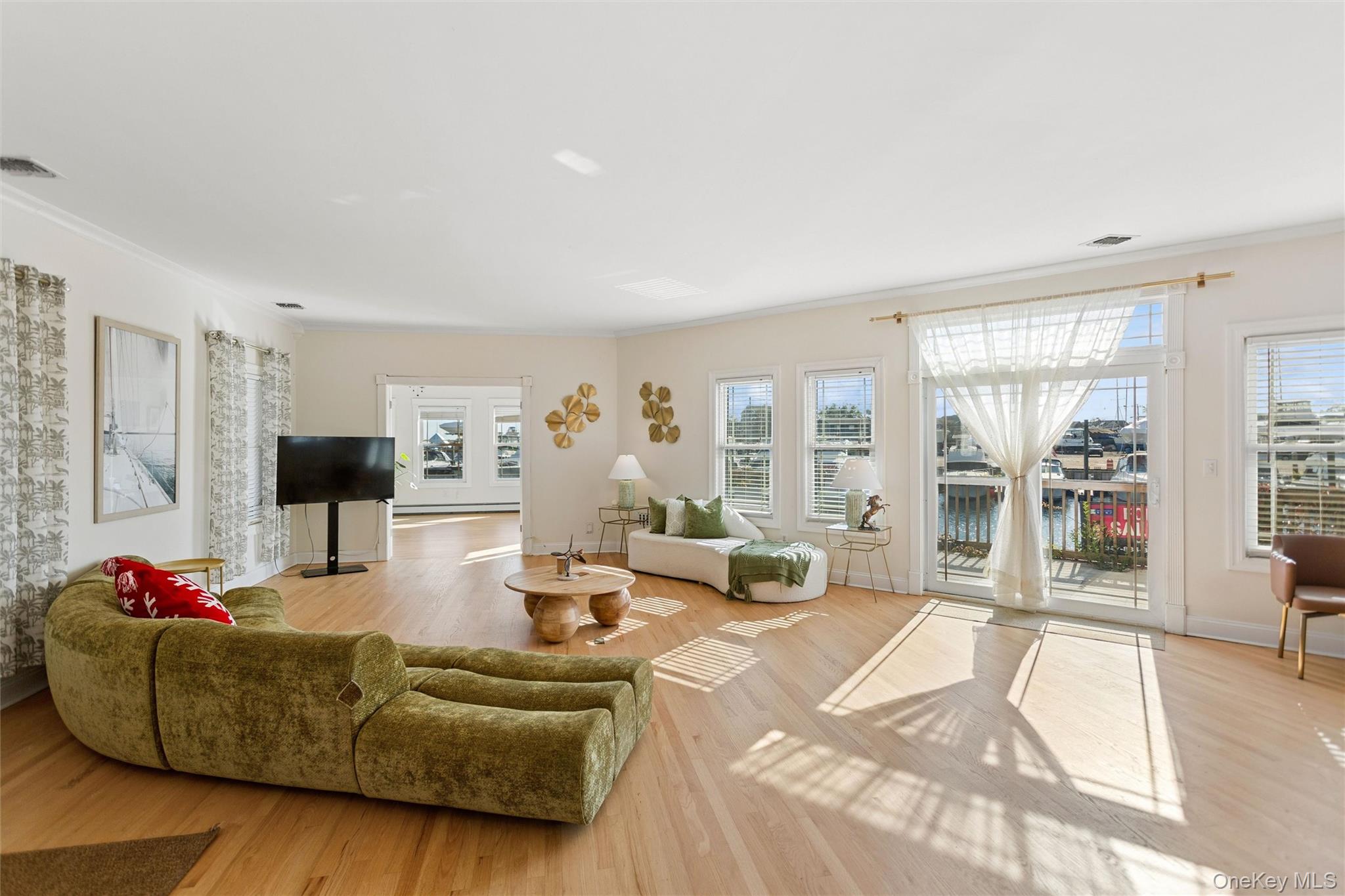 268 Gordon Place — photo 3