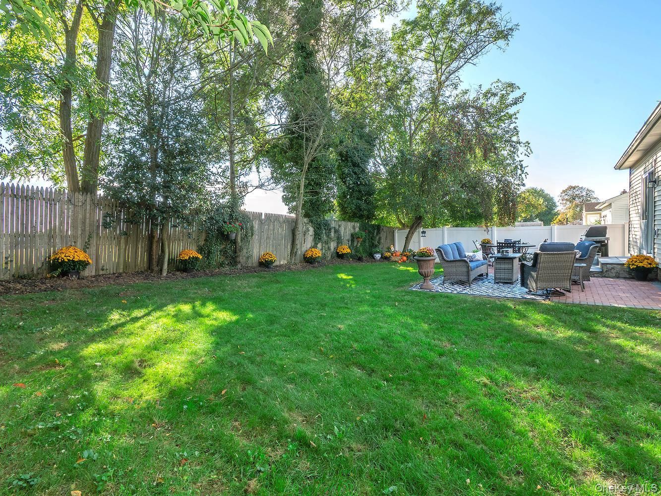 1 Dartmouth Drive — photo 34