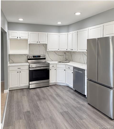 2909 Falcon Avenue — photo 5