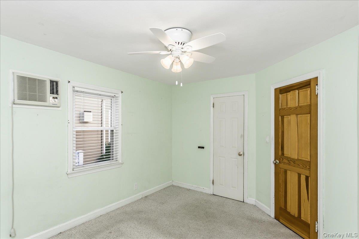 2527 Yorktown Street — photo 20