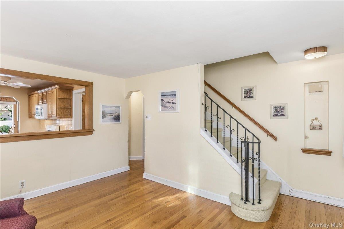 2527 Yorktown Street — photo 7