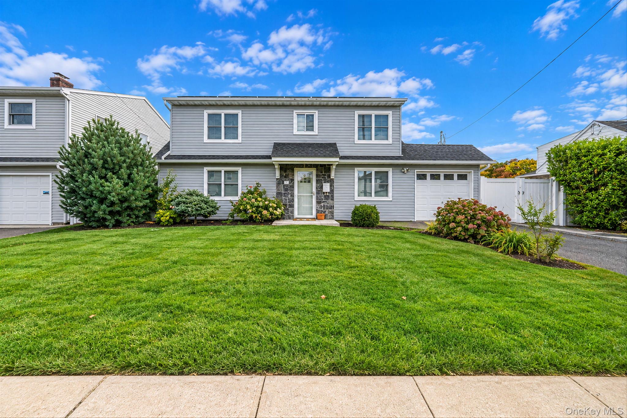 354 Seaford Avenue