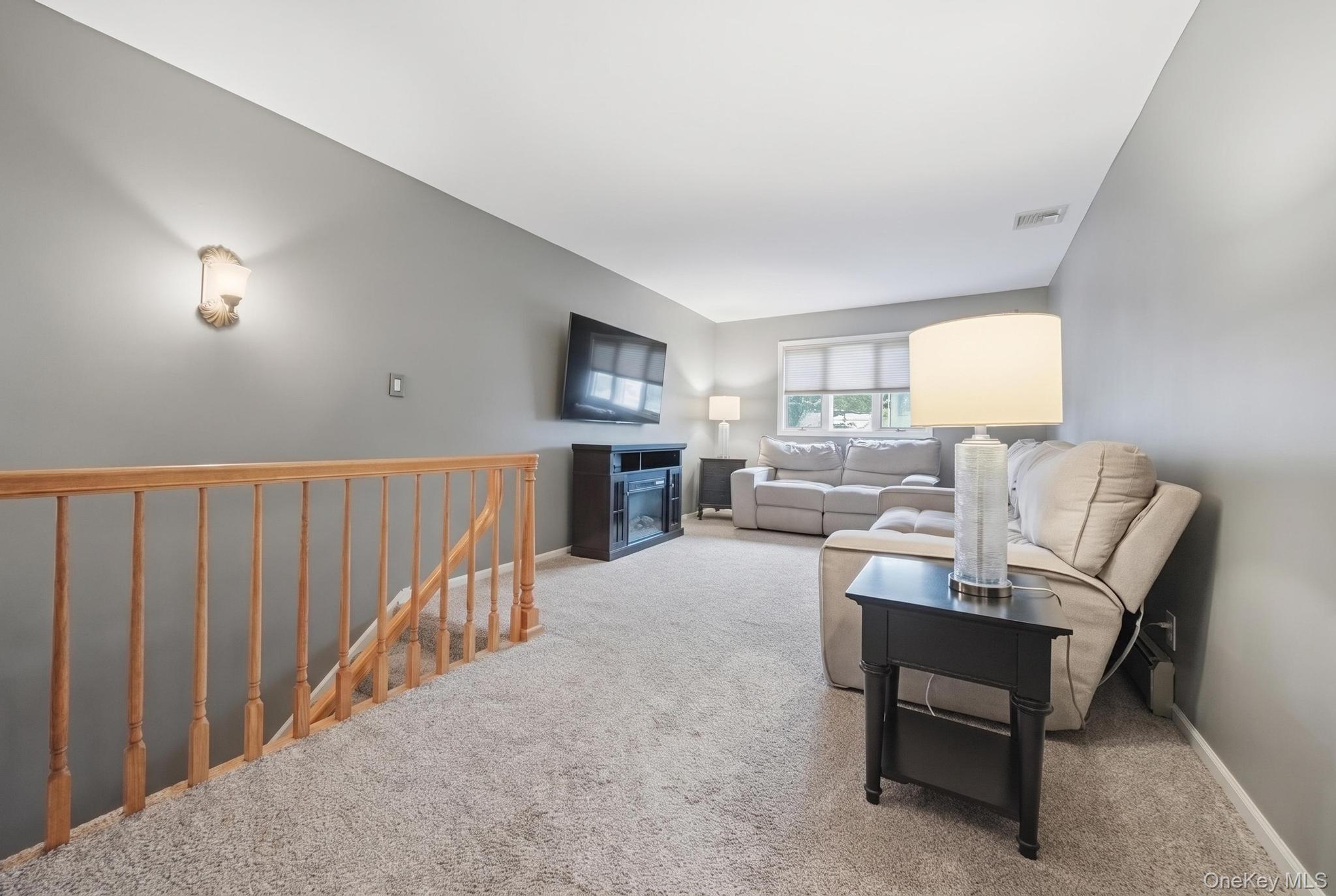 1523 Dewey Avenue — photo 15