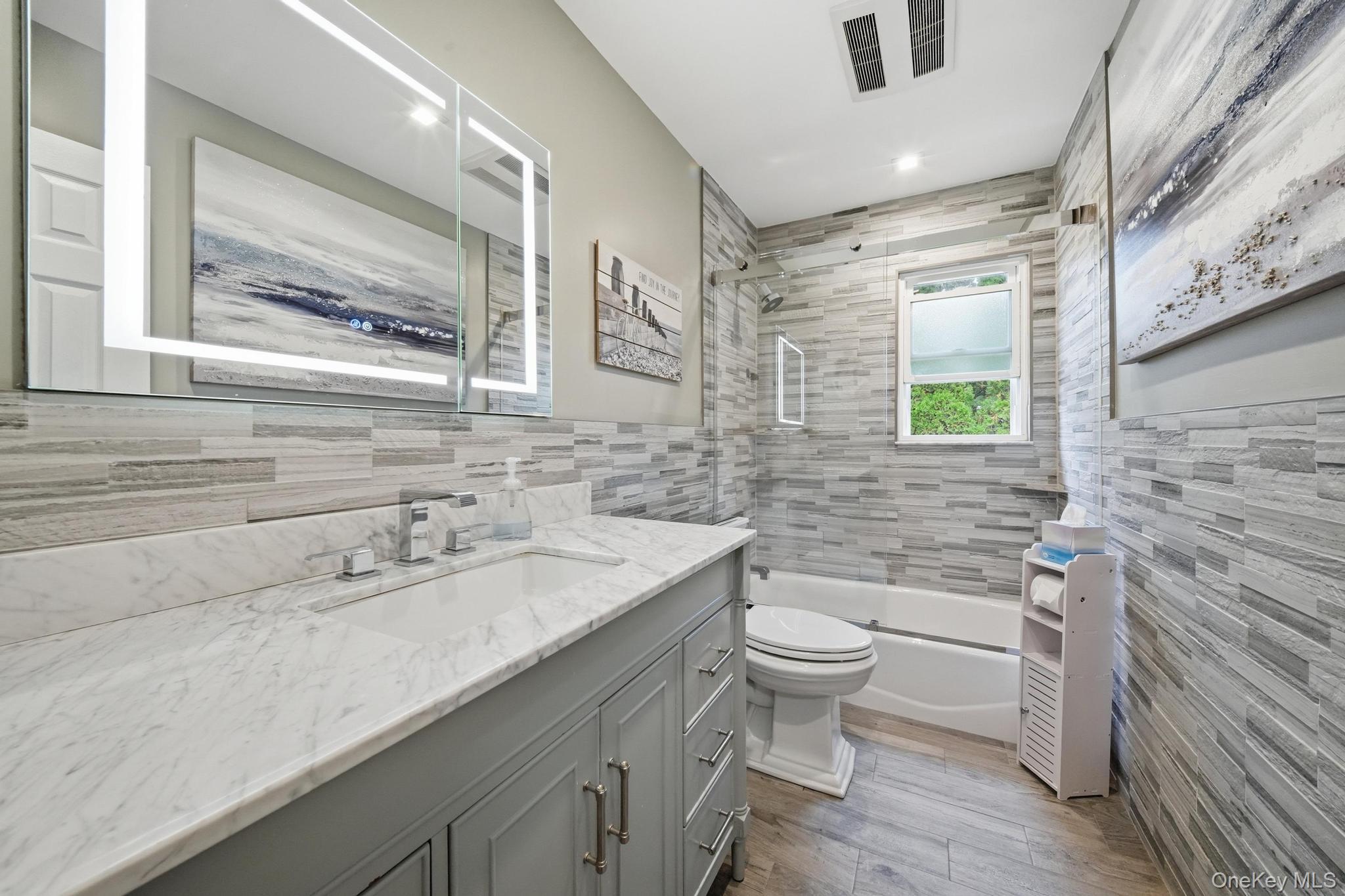 1523 Dewey Avenue — photo 8
