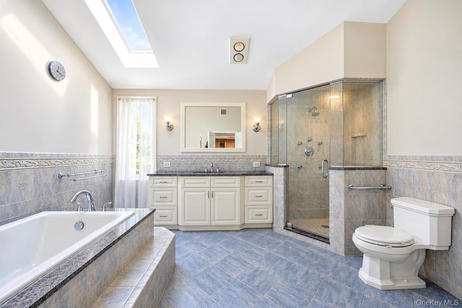 271 Syosset Woodbury Road — photo 25