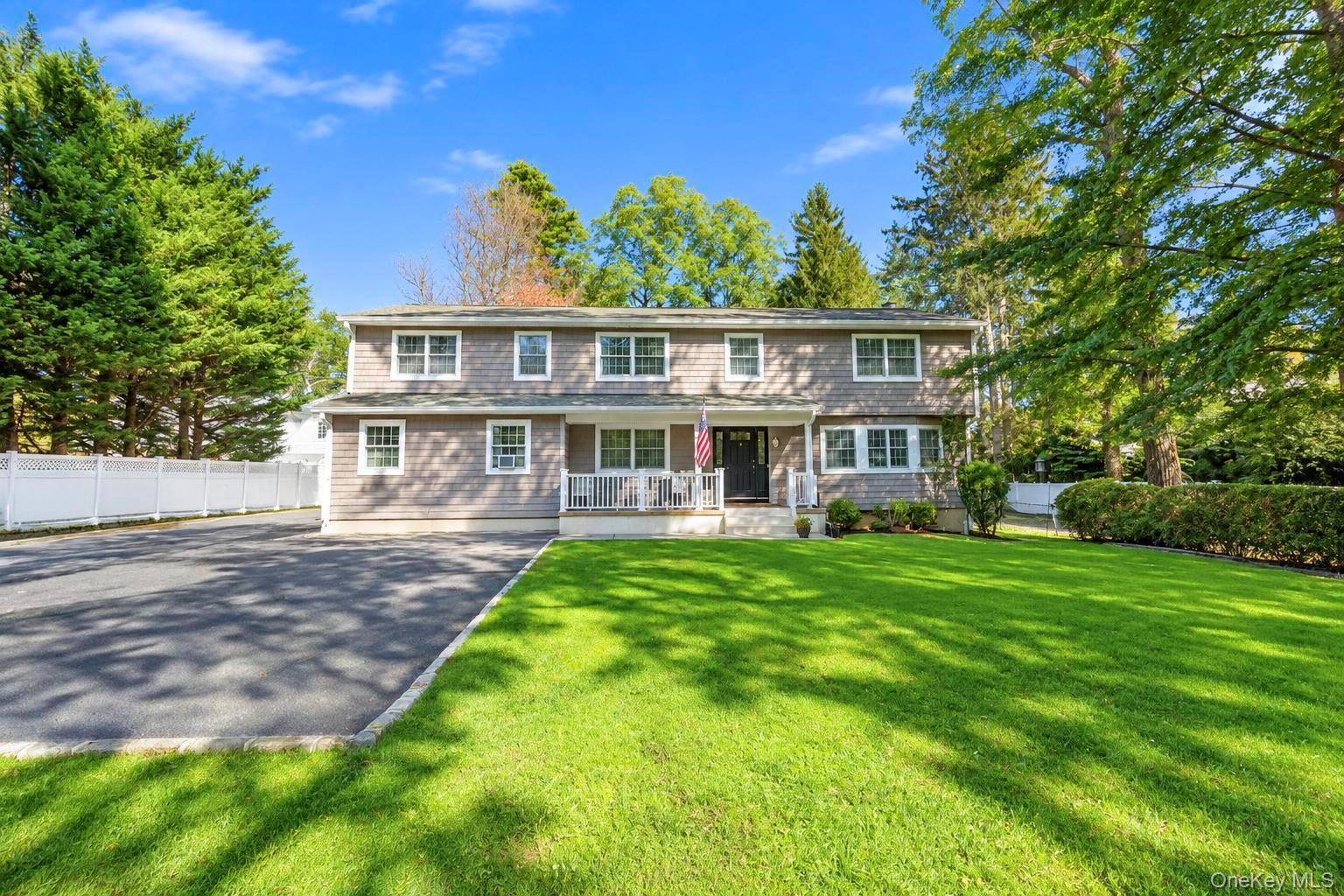 271 Syosset Woodbury Road — photo 3