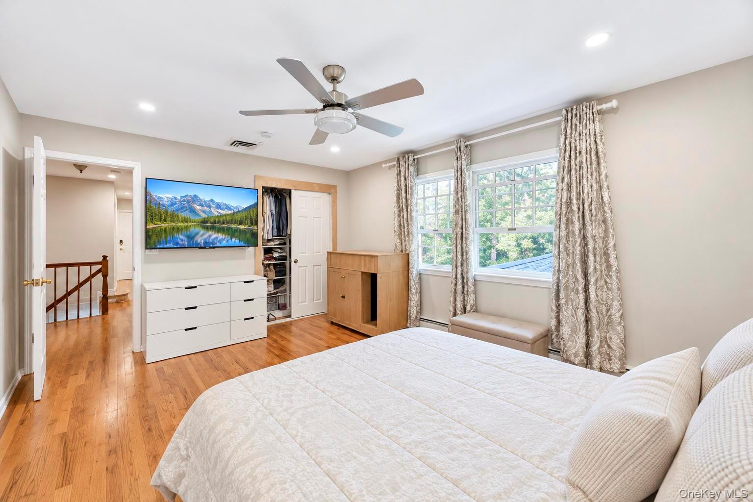 271 Syosset Woodbury Road — photo 47